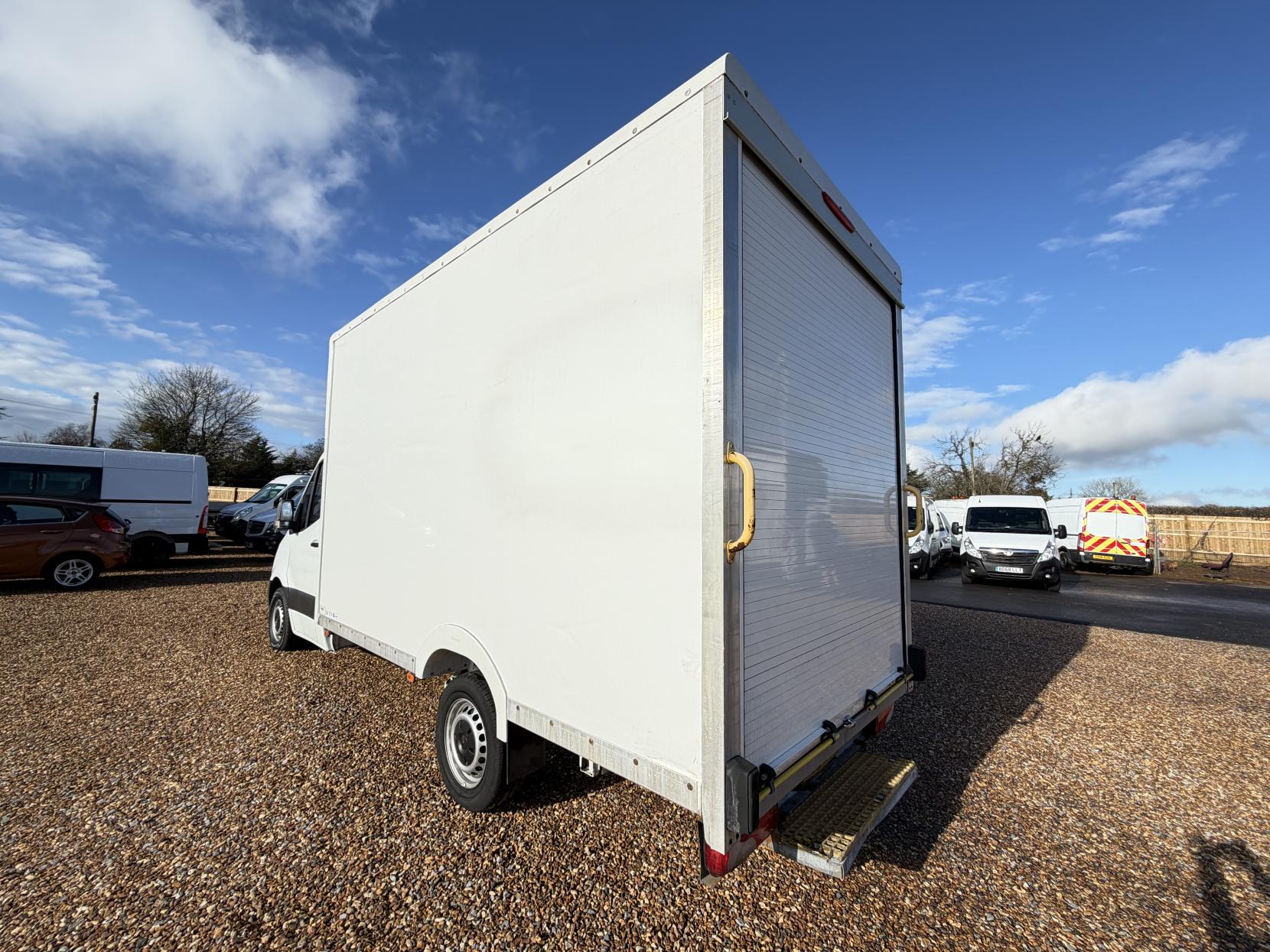 Mercedes-Benz Sprinter 2.1 311 CDI Chassis Cab 2dr Diesel Manual FWD L2 Euro 6 (114 ps)