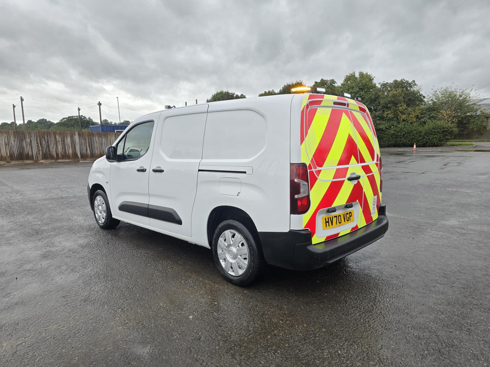 Peugeot Partner 1.5 BlueHDi 950 S Long Panel Van 6dr Diesel Manual LWB Euro 6 (s/s) (100 bhp)