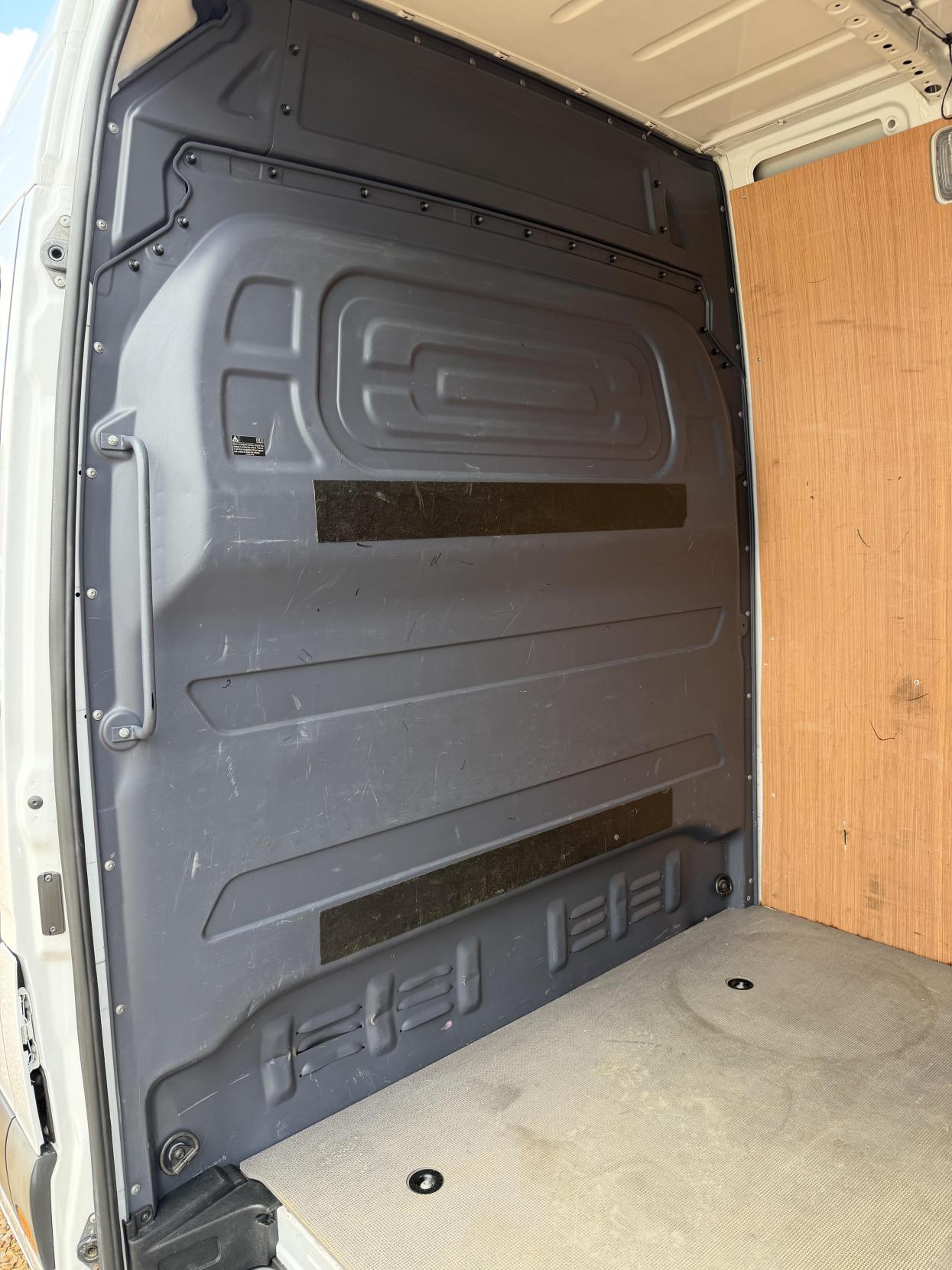 2020 Mercedes-Benz Sprinter 2.0 315 CDI Progressive Panel Van 5dr Diesel Manual RWD L3 H2 Euro 6 (s/s) (150 ps) - Thumbnail 31