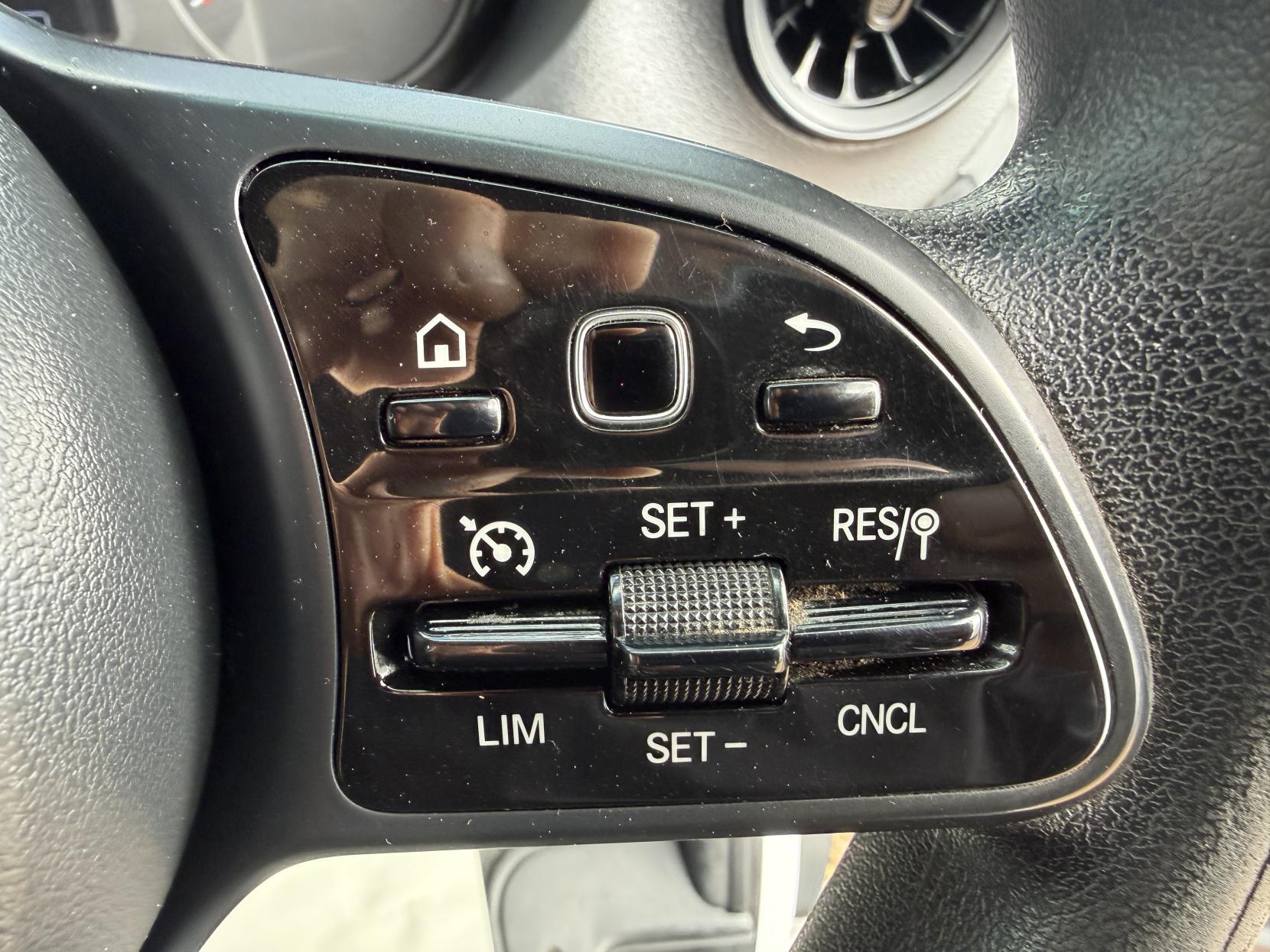 2020 Mercedes-Benz Sprinter 2.0 315 CDI Progressive Panel Van 5dr Diesel Manual RWD L3 H2 Euro 6 (s/s) (150 ps) - Thumbnail 19