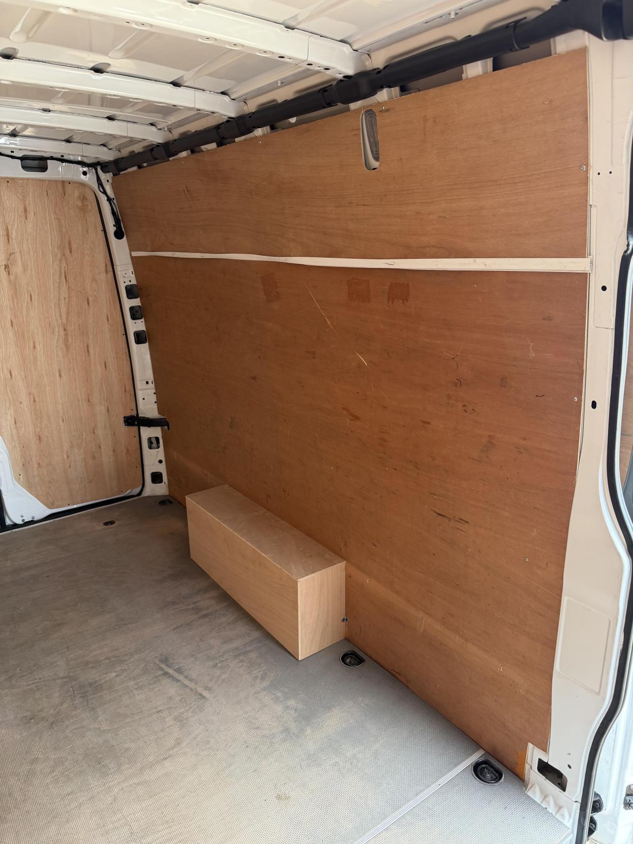 2020 Mercedes-Benz Sprinter 2.0 315 CDI Progressive Panel Van 5dr Diesel Manual RWD L3 H2 Euro 6 (s/s) (150 ps) - Thumbnail 34