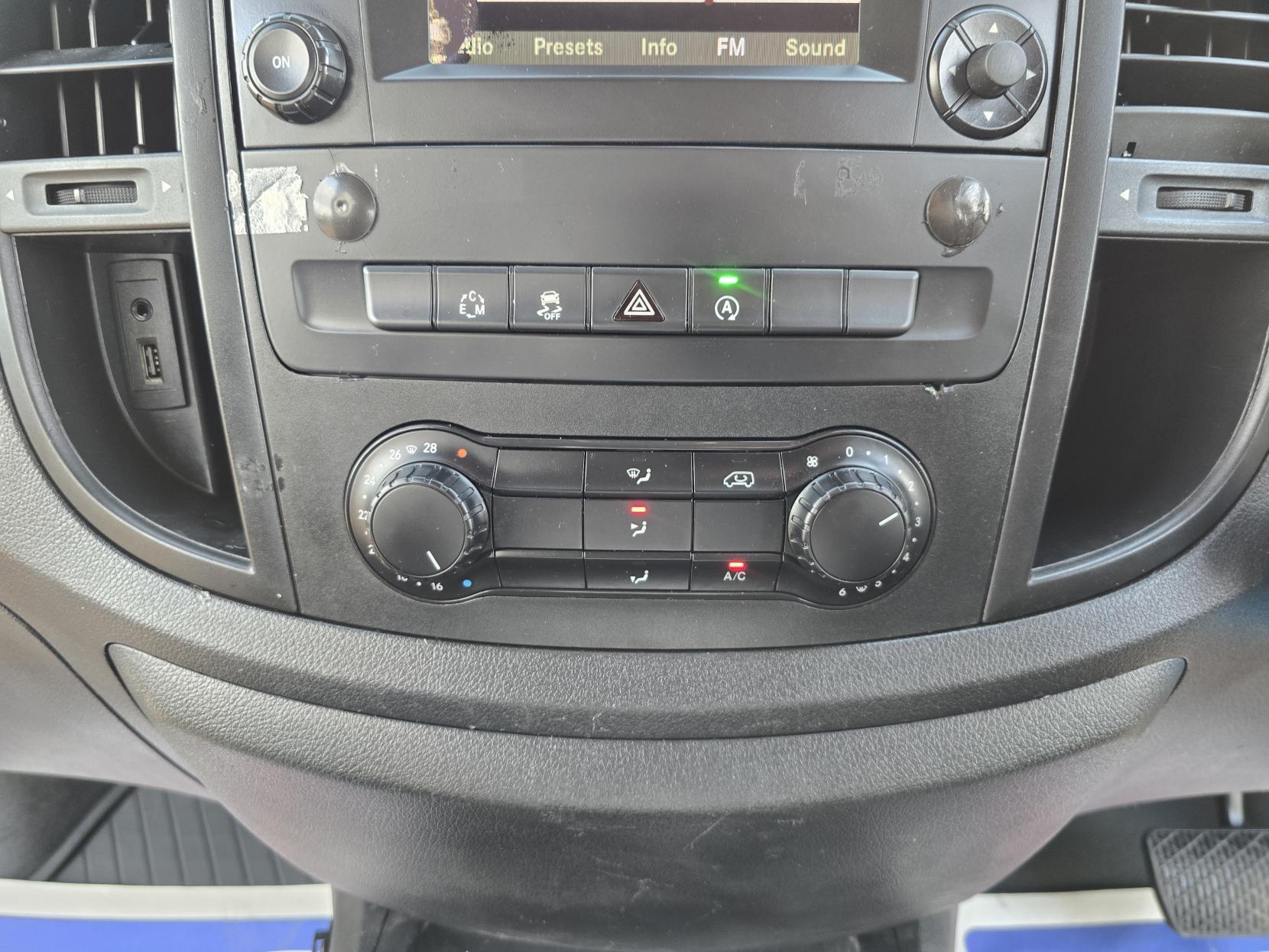 Mercedes-Benz Vito 2.1 116 CDI BlueTEC Panel Van 5dr Diesel Manual RWD L1 Euro 6 (s/s) (163 ps)