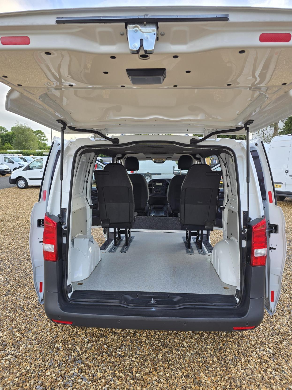 Mercedes-Benz Vito 2.1 116 CDI BlueTEC Panel Van 5dr Diesel Manual RWD L1 Euro 6 (s/s) (163 ps)