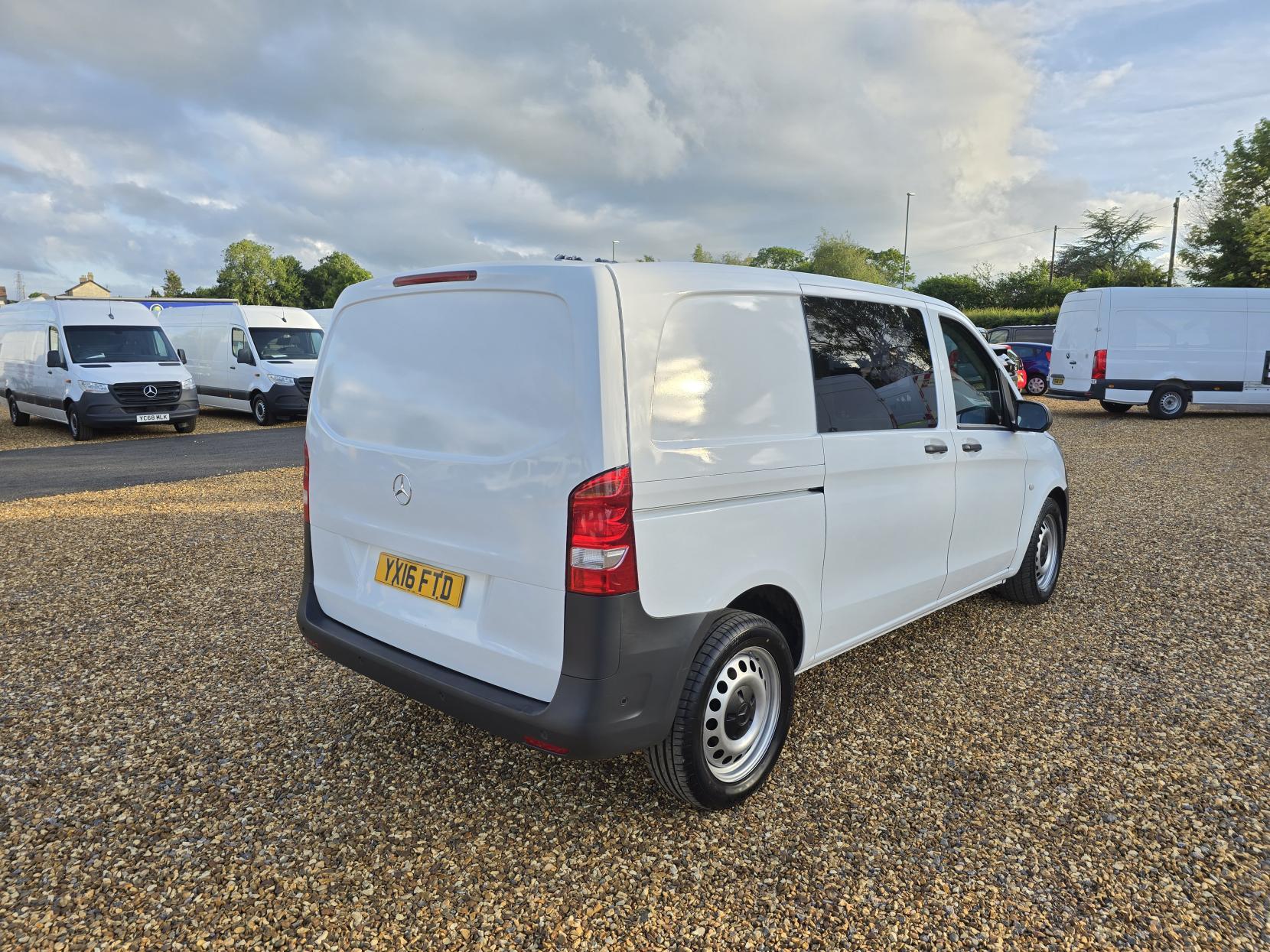 Mercedes-Benz Vito 2.1 116 CDI BlueTEC Panel Van 5dr Diesel Manual RWD L1 Euro 6 (s/s) (163 ps)
