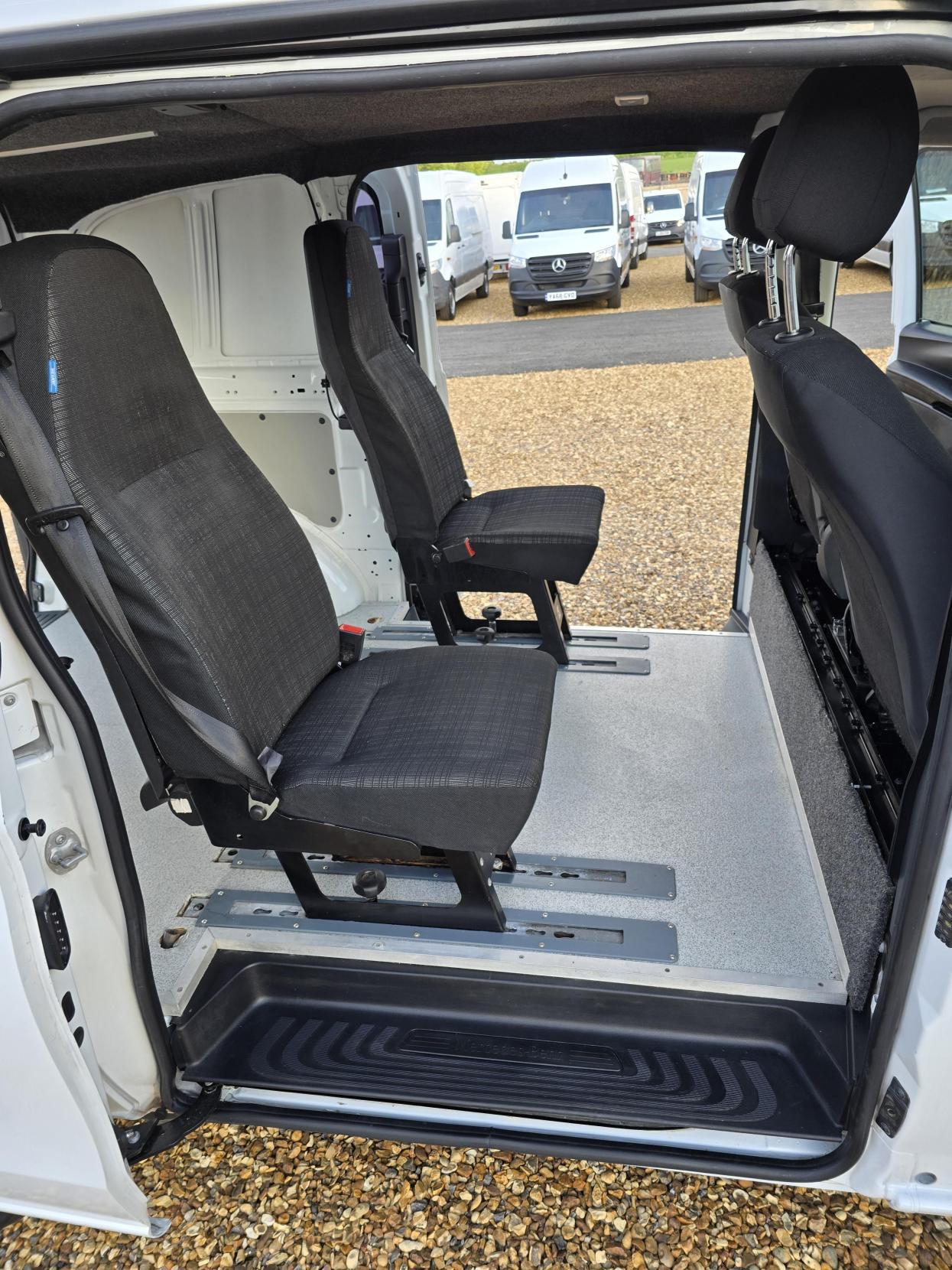 Mercedes-Benz Vito 2.1 116 CDI BlueTEC Panel Van 5dr Diesel Manual RWD L1 Euro 6 (s/s) (163 ps)