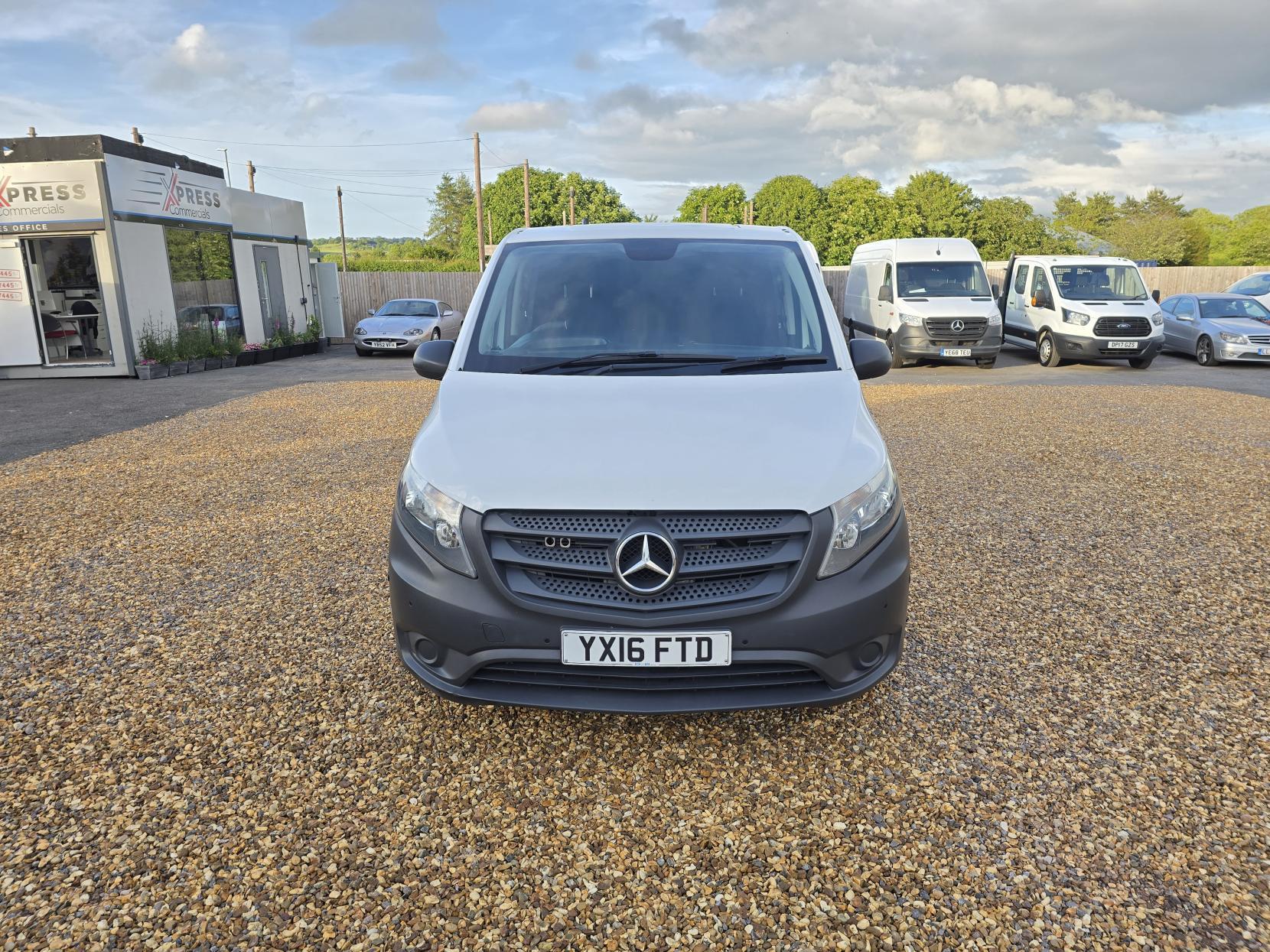 Mercedes-Benz Vito 2.1 116 CDI BlueTEC Panel Van 5dr Diesel Manual RWD L1 Euro 6 (s/s) (163 ps)