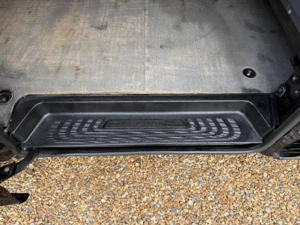 2020 Mercedes-Benz Vito 2.1 114 CDI Premium Panel Van 5dr Diesel G-Tronic+ RWD L2 Euro 6 (s/s) (136 ps) - Thumbnail 37
