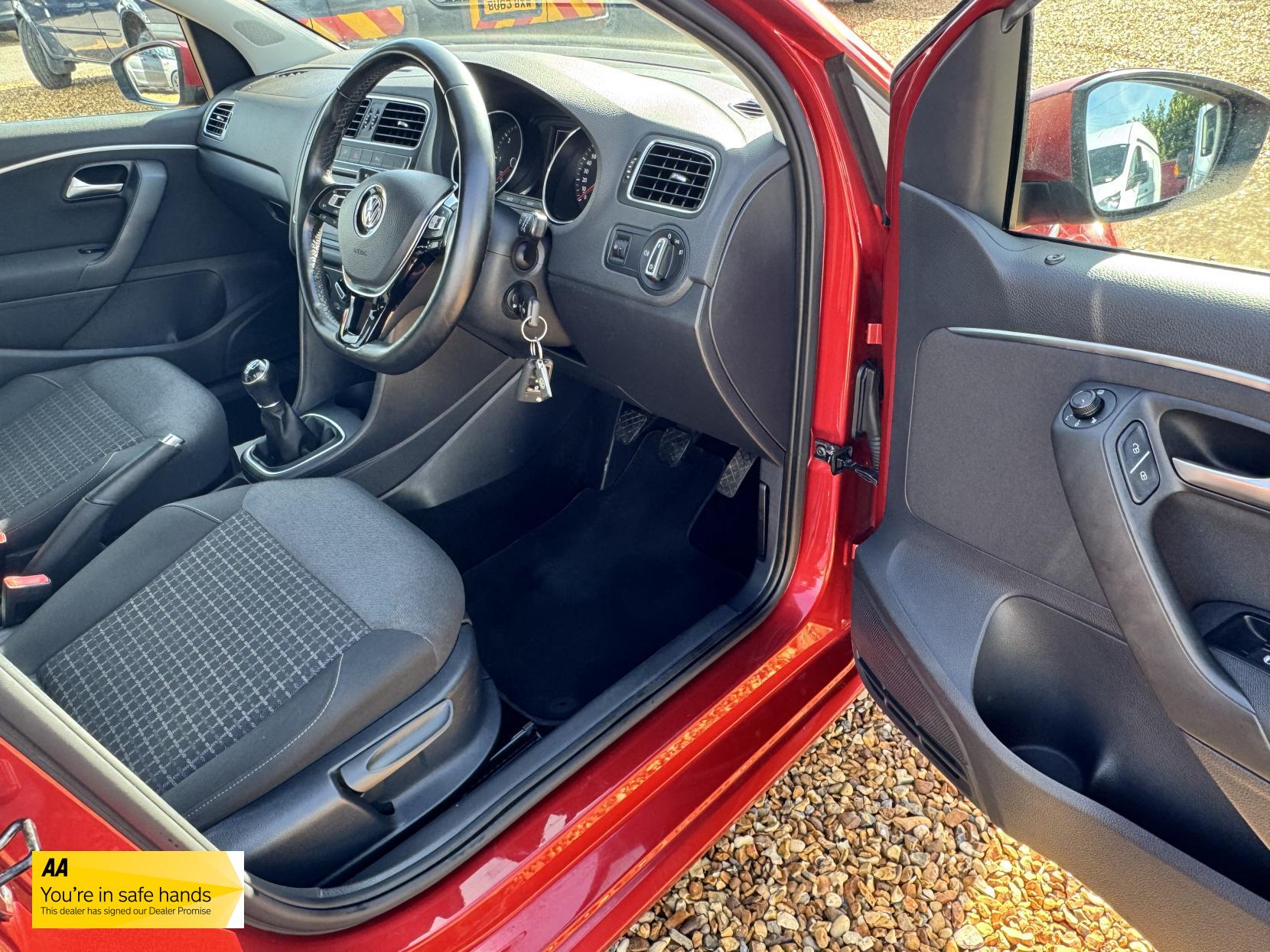 Volkswagen Polo 1.4 TDI BlueMotion Tech SE Hatchback 5dr Diesel Manual Euro 6 (s/s) (75 ps)