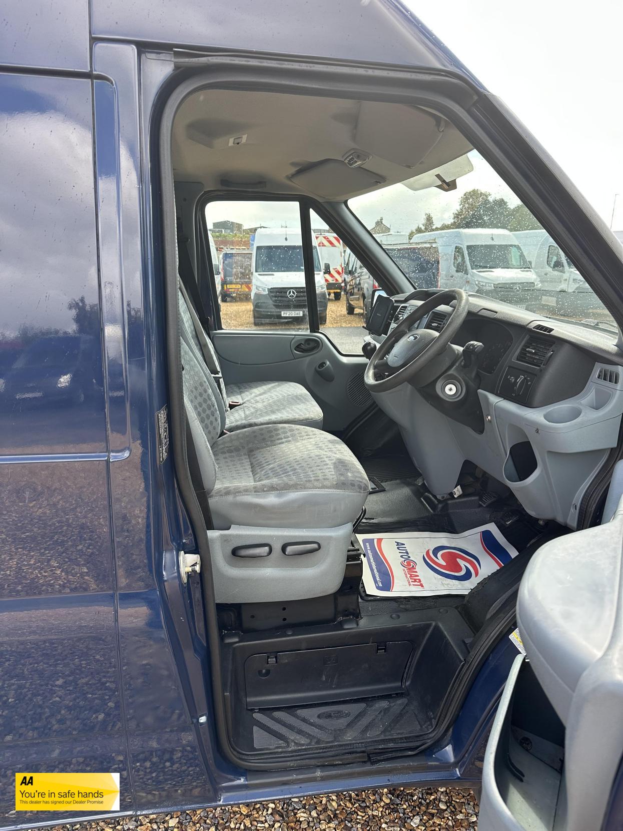 Ford Transit 2.2 TDCi 350 Panel Van 3dr Diesel Manual FWD L2 H3 (209 g/km, 123 bhp)