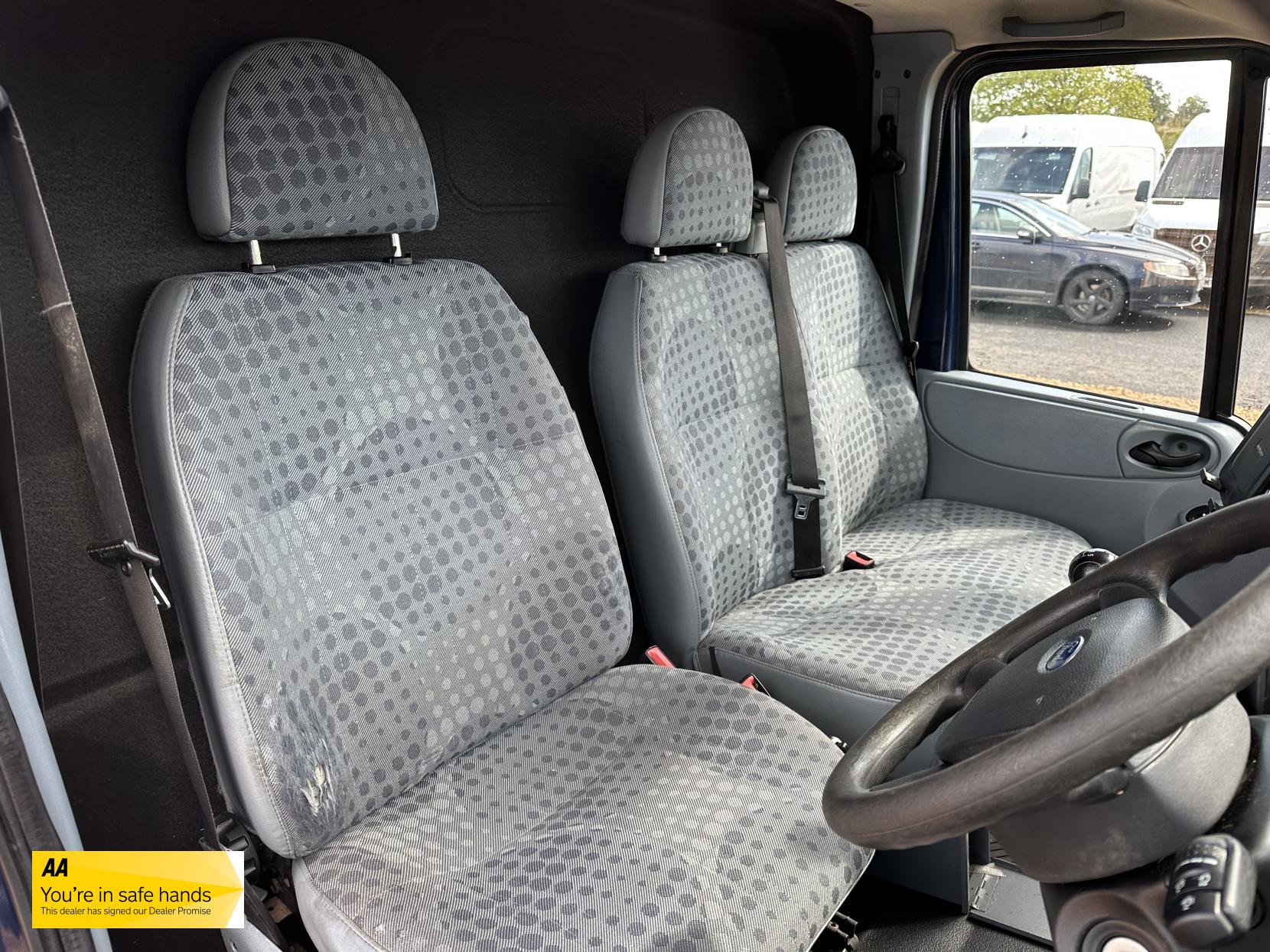 Ford Transit 2.2 TDCi 350 Panel Van 3dr Diesel Manual FWD L2 H3 (209 g/km, 123 bhp)