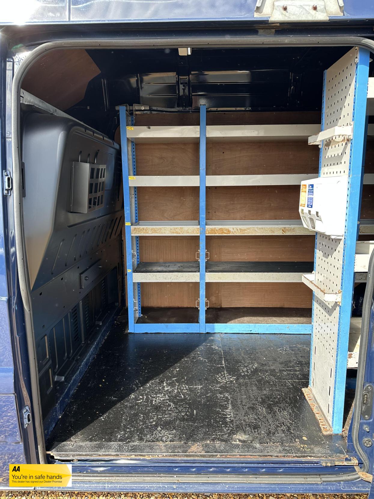 Ford Transit 2.2 TDCi 350 Panel Van 3dr Diesel Manual FWD L2 H3 (209 g/km, 123 bhp)