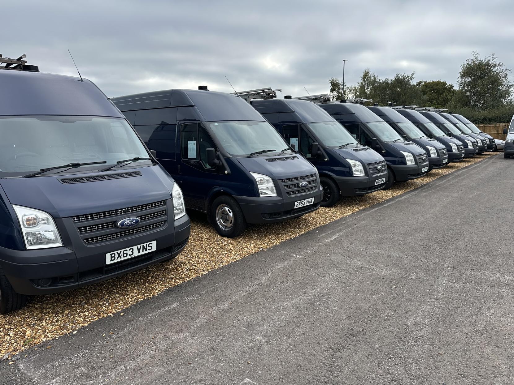 Ford Transit 2.2 TDCi 350 Panel Van 3dr Diesel Manual FWD L2 H3 (209 g/km, 123 bhp)