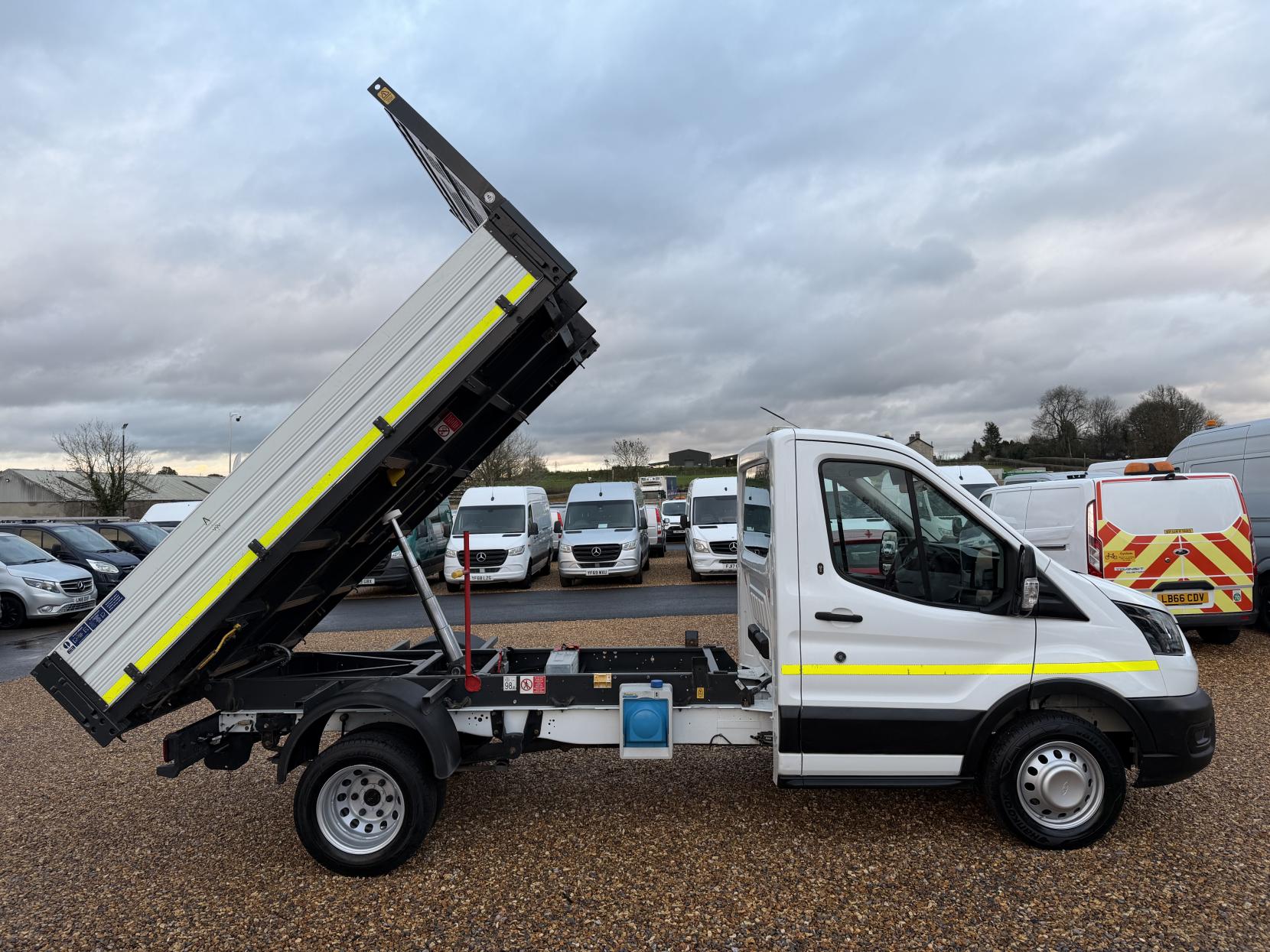 Ford Transit 2.0 350 EcoBlue HDT Leader Tipper 2dr Diesel Manual L3 Euro 6 (s/s) (1-Way, 1-Stop, Tool Pod) (170 ps)