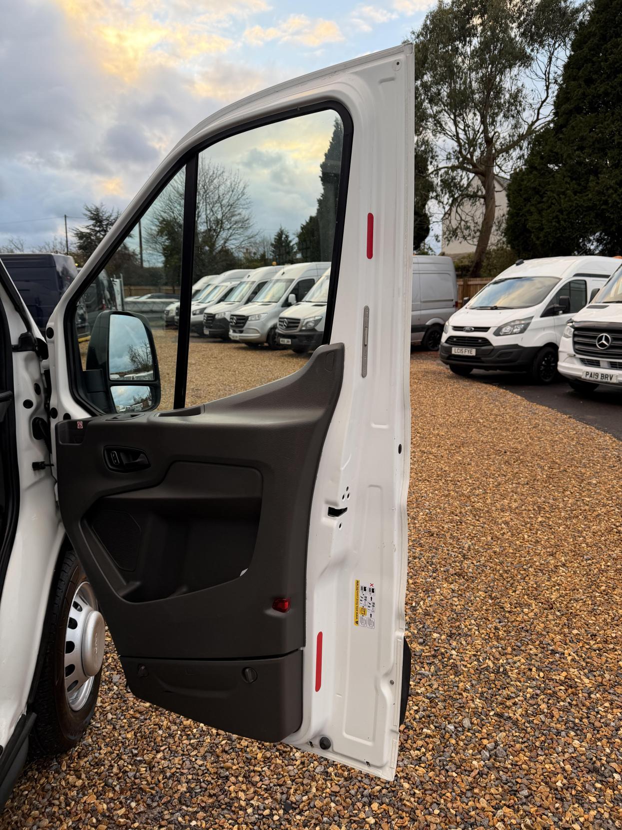 Ford Transit 2.0 350 EcoBlue HDT Leader Tipper 2dr Diesel Manual L3 Euro 6 (s/s) (1-Way, 1-Stop, Tool Pod) (170 ps)