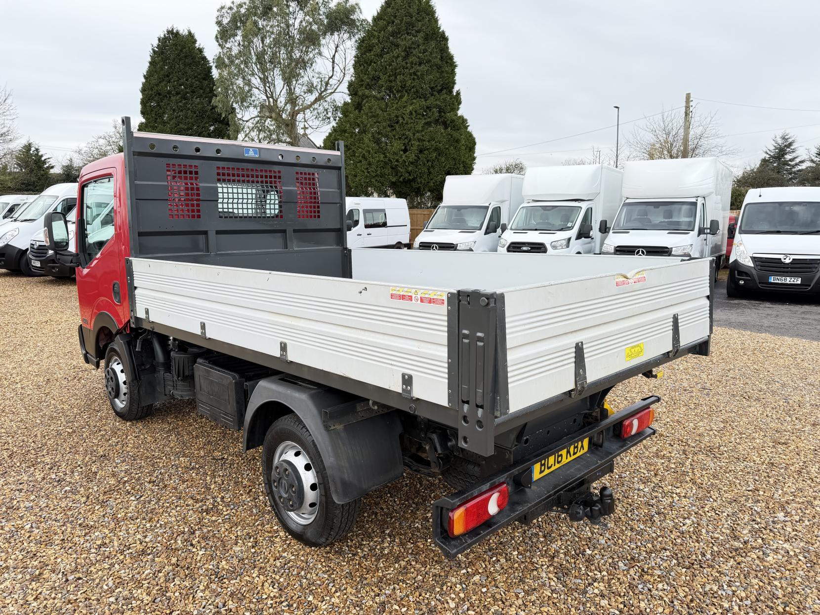 Nissan NT400 Cabstar DCI 34.12 TIPPER