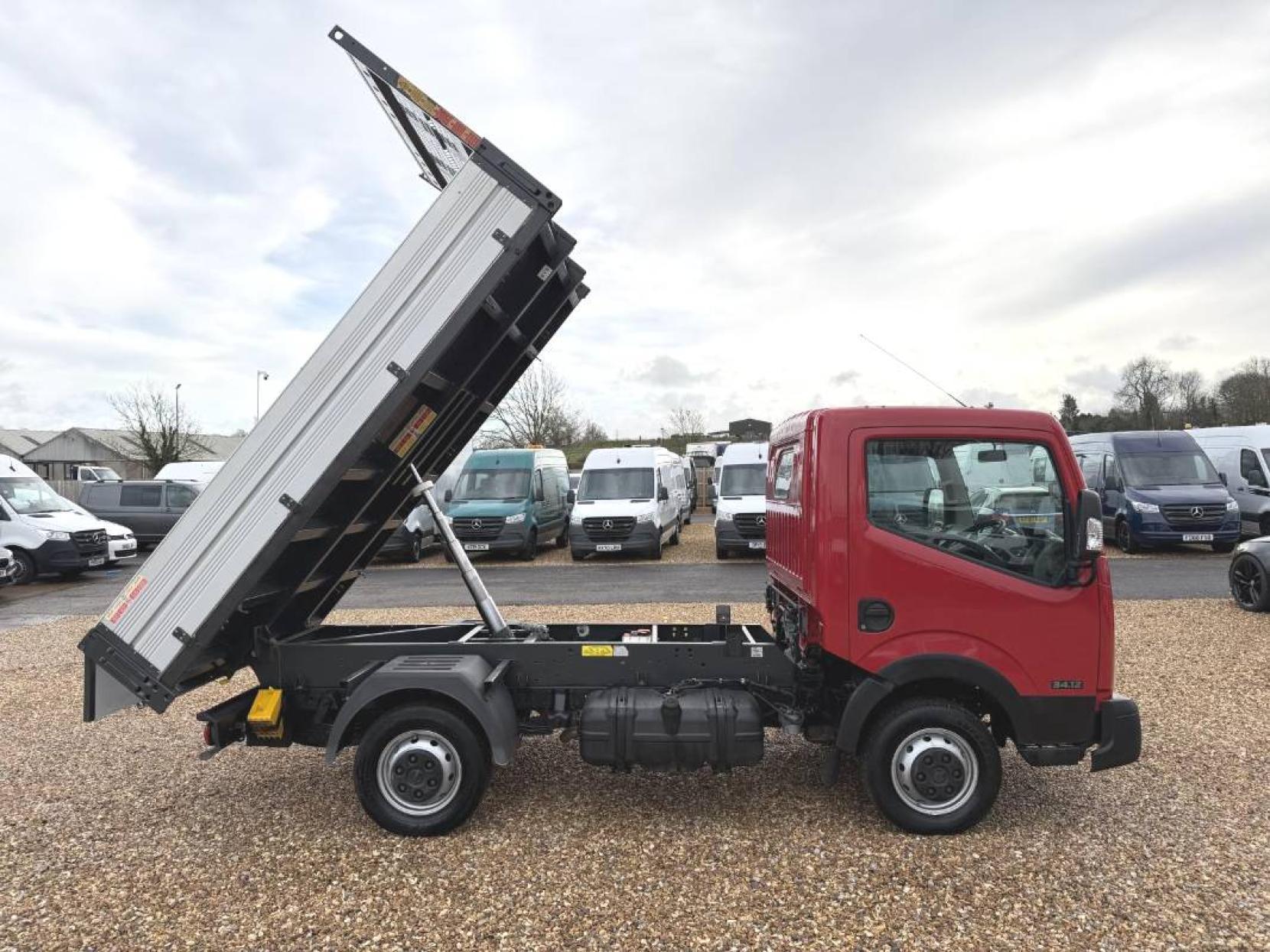 Nissan NT400 Cabstar DCI 34.12 TIPPER