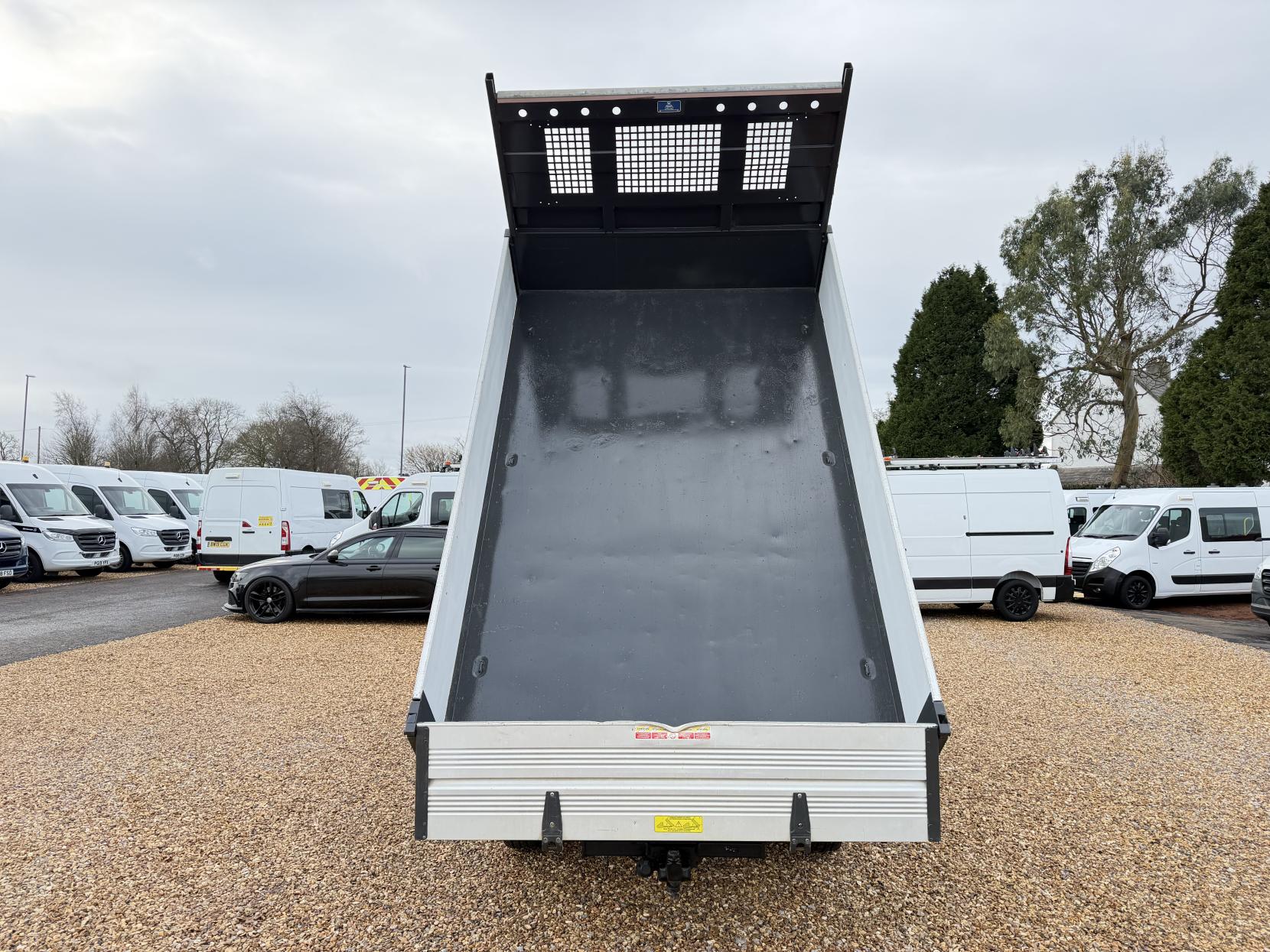 Nissan NT400 Cabstar DCI 34.12 TIPPER