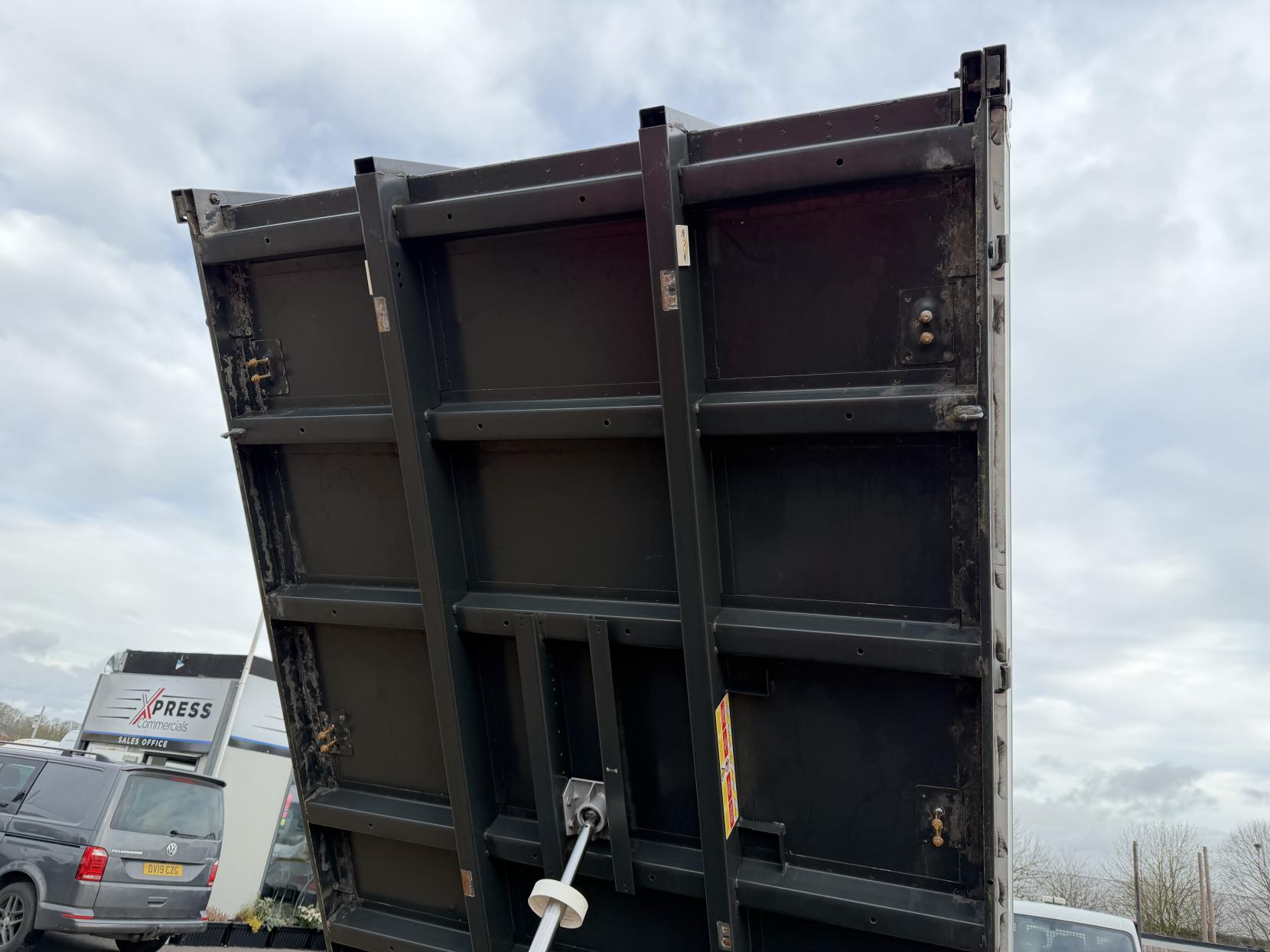 Nissan NT400 Cabstar DCI 34.12 TIPPER