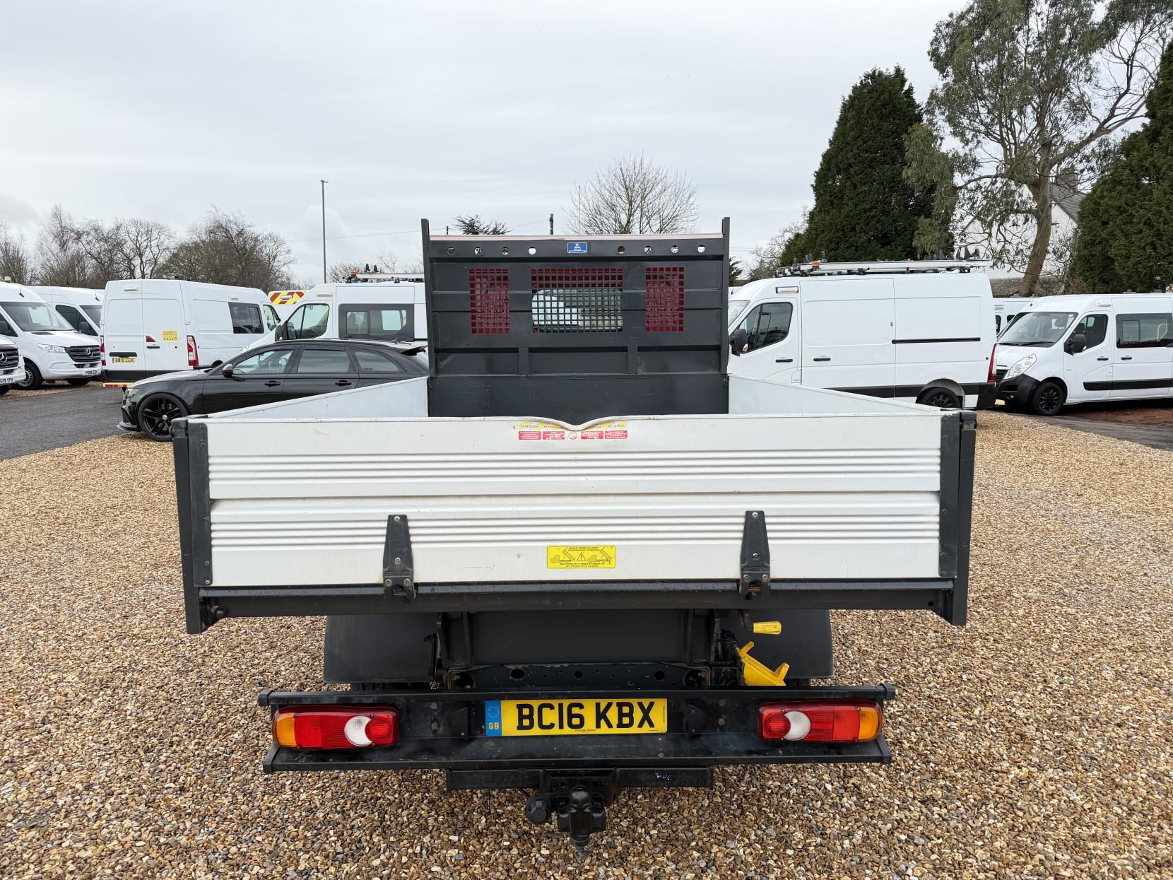 Nissan NT400 Cabstar DCI 34.12 TIPPER