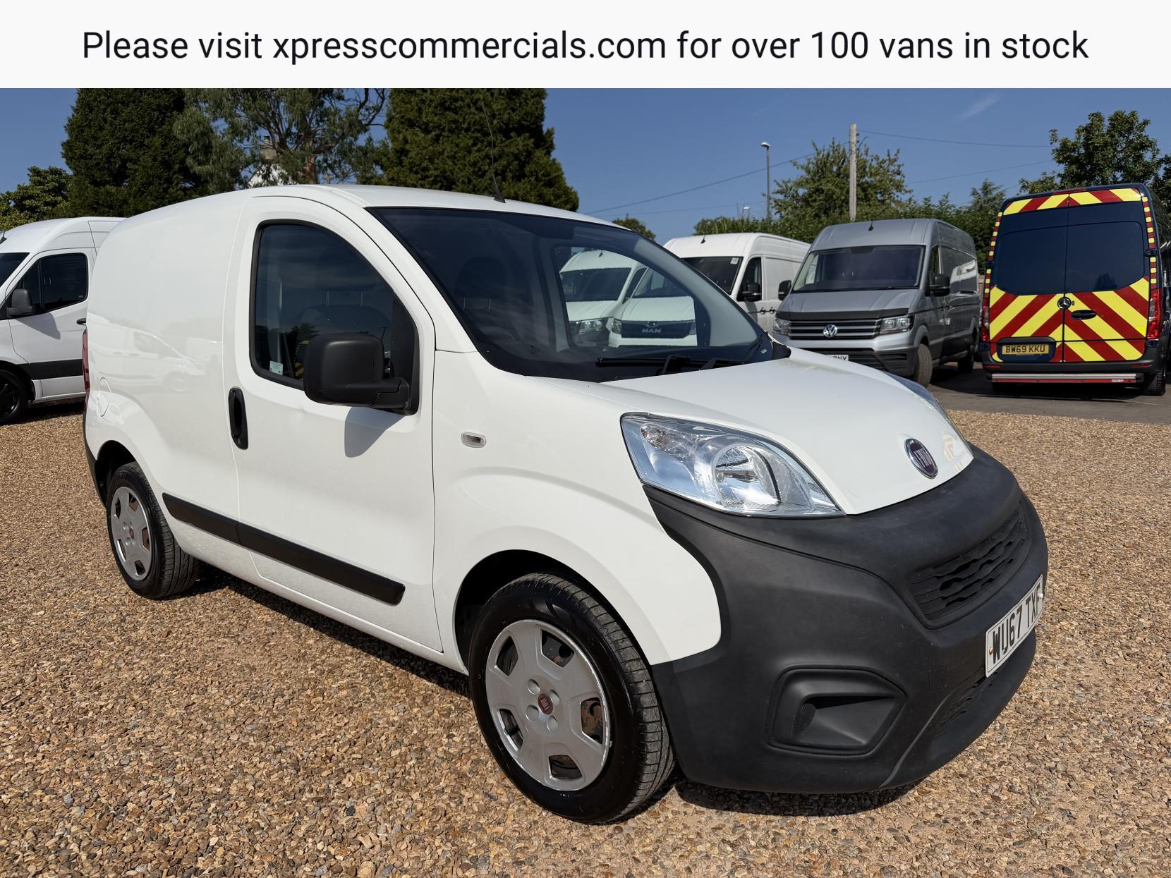 2017 Fiat Fiorino 1.4 8v Car Derived Van 4dr Petrol Manual Euro 6 (75 bhp) - Thumbnail 5