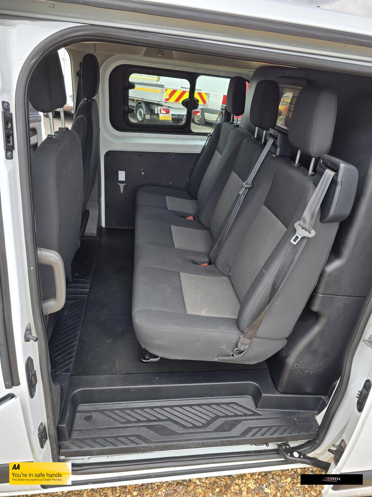 Ford Transit Custom Transit Custom 2.0 280 EcoBlue Crew Van Double Cab 5dr Diesel Manual L1 H1 Euro 6 (5 Seat) (105 ps)