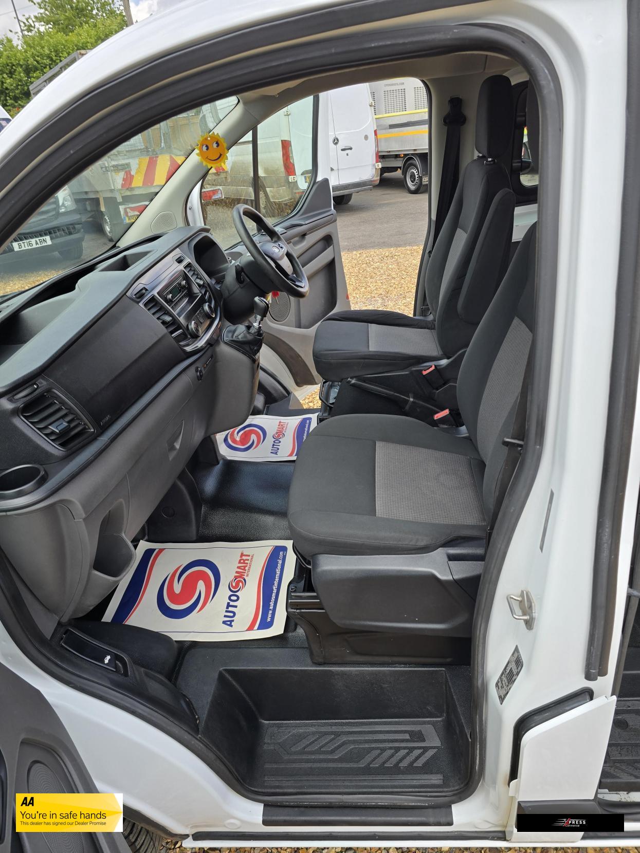 Ford Transit Custom Transit Custom 2.0 280 EcoBlue Crew Van Double Cab 5dr Diesel Manual L1 H1 Euro 6 (5 Seat) (105 ps)