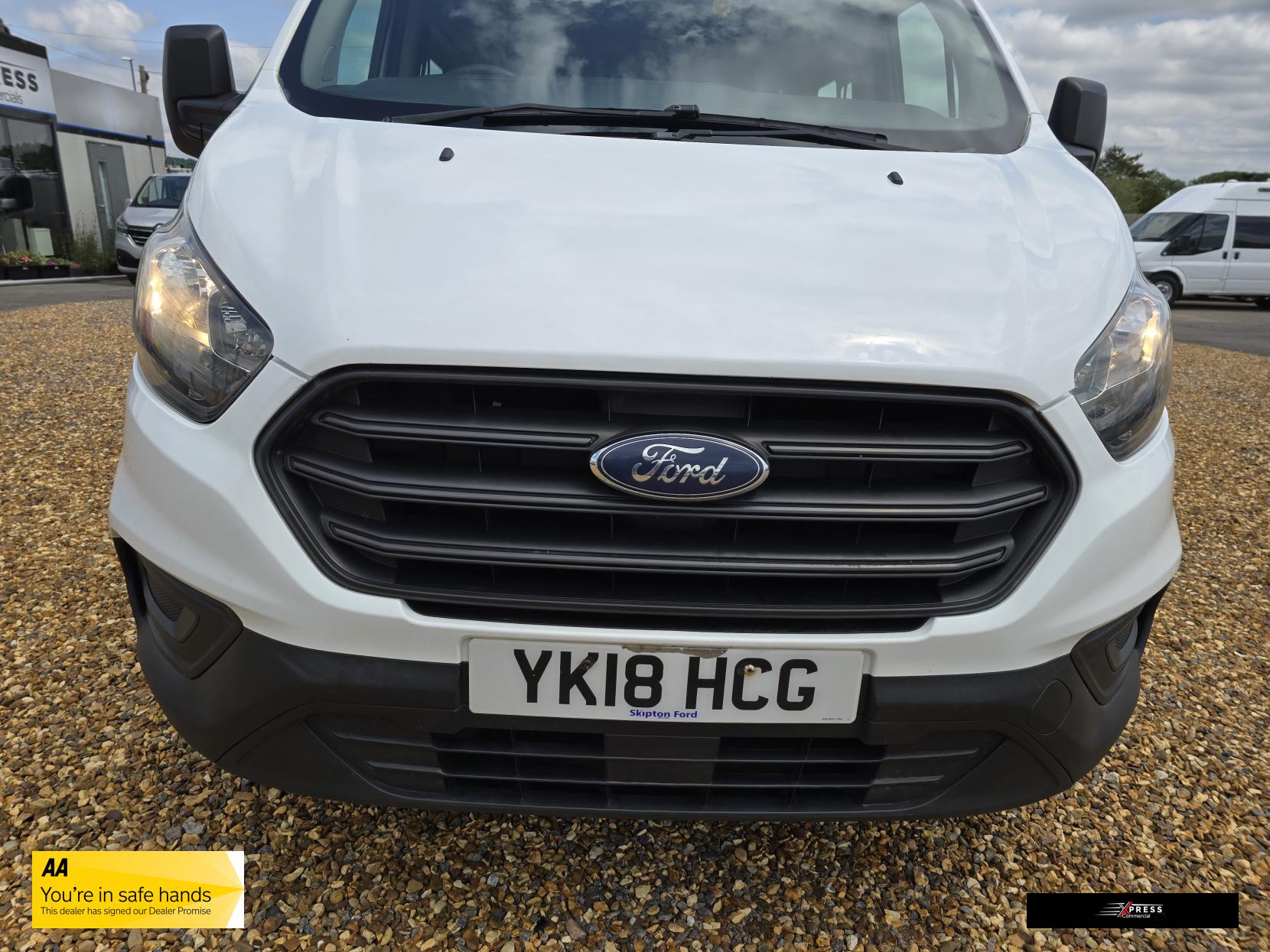 Ford Transit Custom Transit Custom 2.0 280 EcoBlue Crew Van Double Cab 5dr Diesel Manual L1 H1 Euro 6 (5 Seat) (105 ps)