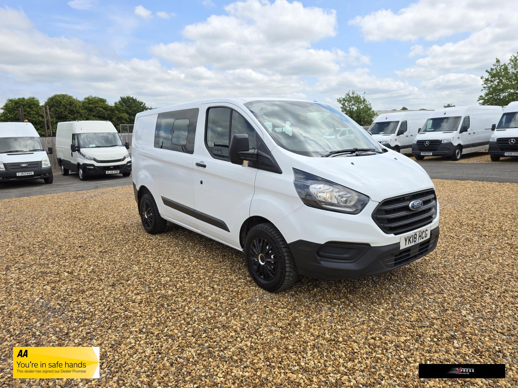 Ford Transit Custom Transit Custom 2.0 280 EcoBlue Crew Van Double Cab 5dr Diesel Manual L1 H1 Euro 6 (5 Seat) (105 ps)