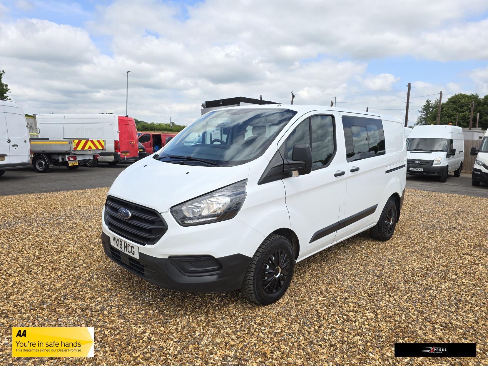 Ford Transit Custom Transit Custom 2.0 280 EcoBlue Crew Van Double Cab 5dr Diesel Manual L1 H1 Euro 6 (5 Seat) (105 ps)