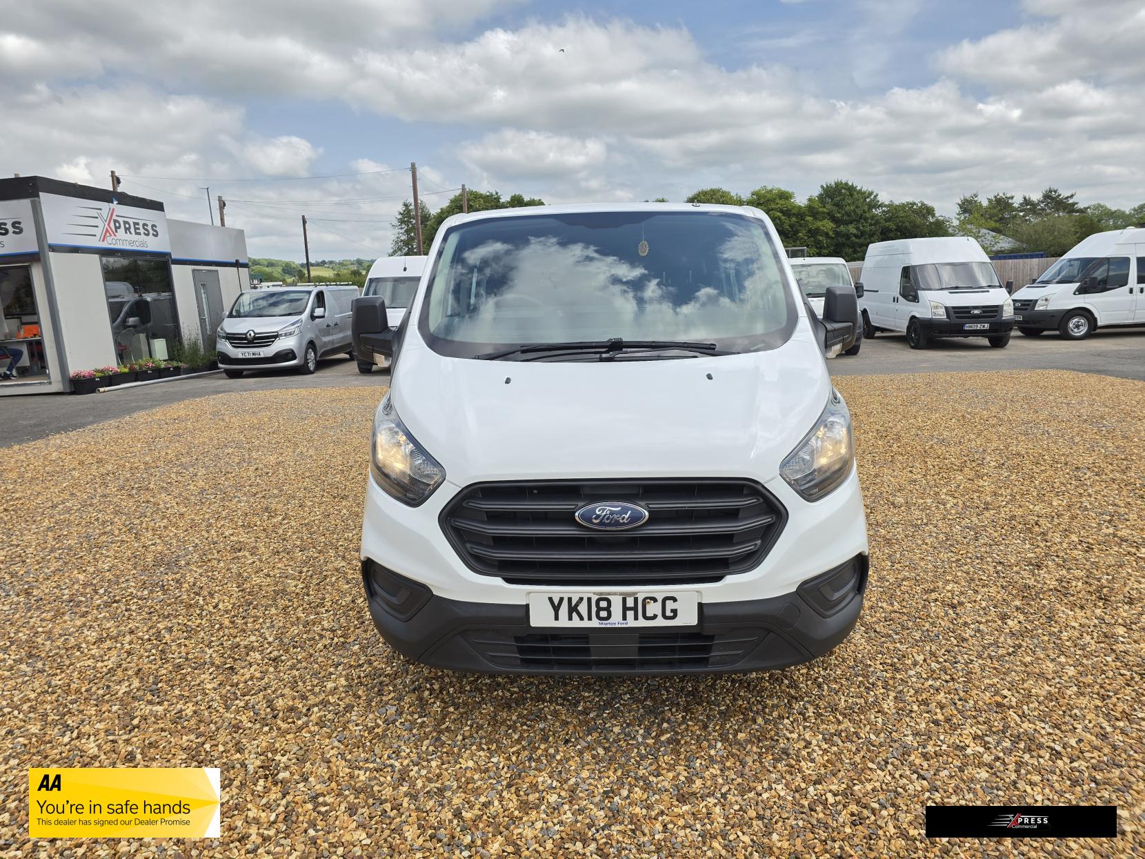 Ford Transit Custom Transit Custom 2.0 280 EcoBlue Crew Van Double Cab 5dr Diesel Manual L1 H1 Euro 6 (5 Seat) (105 ps)