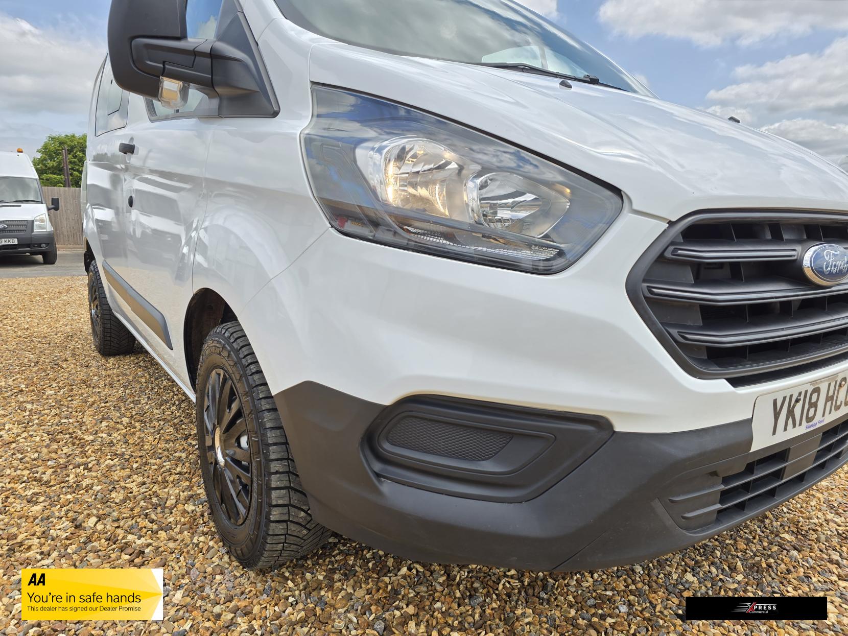 Ford Transit Custom Transit Custom 2.0 280 EcoBlue Crew Van Double Cab 5dr Diesel Manual L1 H1 Euro 6 (5 Seat) (105 ps)