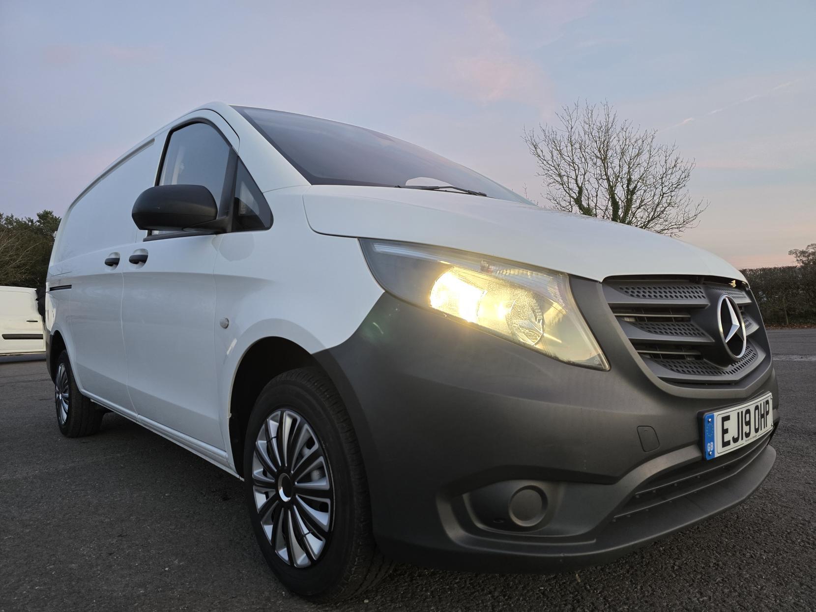 Mercedes-Benz Vito 1.6 111 CDI Panel Van 6dr Diesel Manual FWD L2 Euro 6 (114 ps)