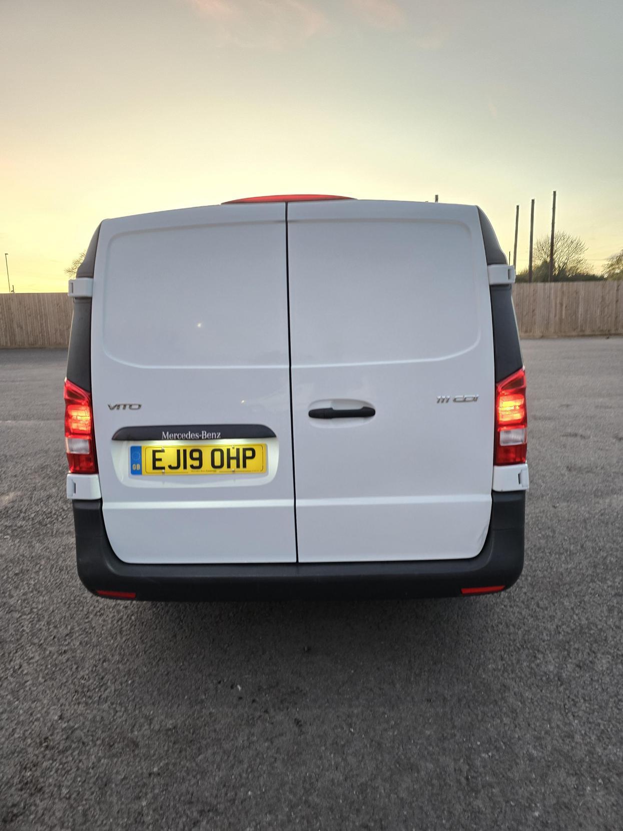 Mercedes-Benz Vito 1.6 111 CDI Panel Van 6dr Diesel Manual FWD L2 Euro 6 (114 ps)