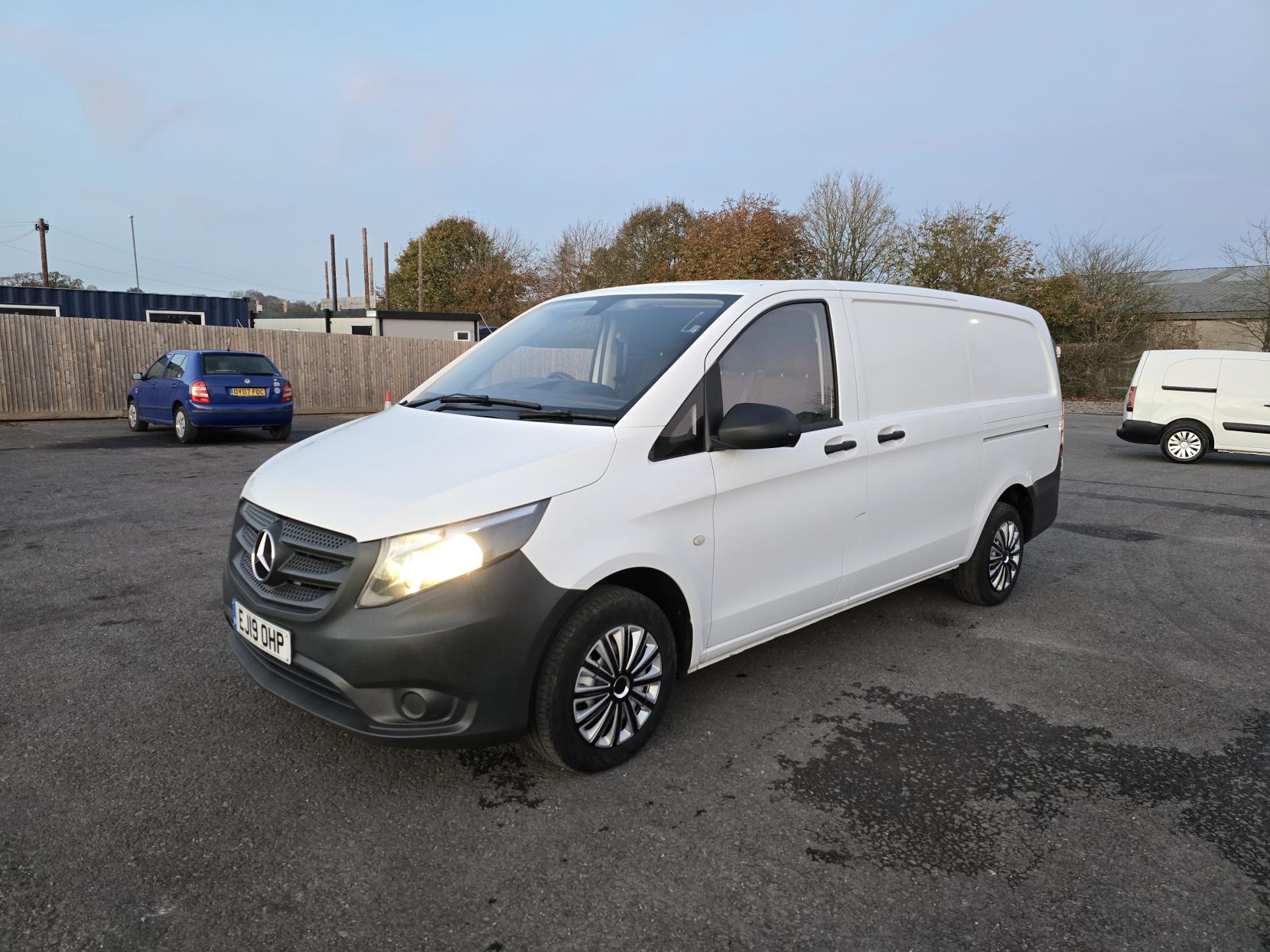 Mercedes-Benz Vito 1.6 111 CDI Panel Van 6dr Diesel Manual FWD L2 Euro 6 (114 ps)