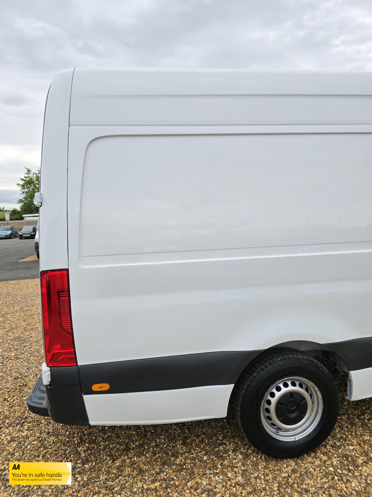 Mercedes-Benz Sprinter 2.1 311 CDI Panel Van 5dr Diesel Manual RWD L3 H2 Euro 6 (114 ps)