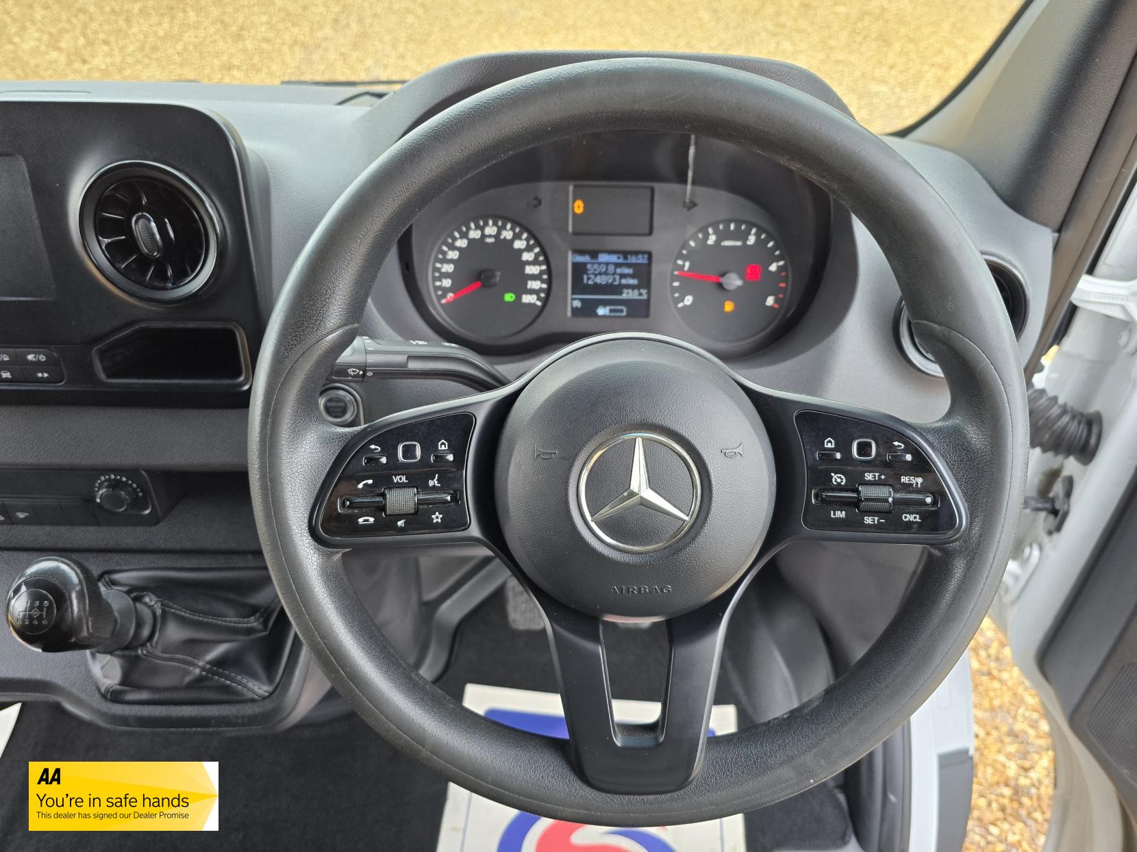 Mercedes-Benz Sprinter 2.1 311 CDI Panel Van 5dr Diesel Manual RWD L3 H2 Euro 6 (114 ps)