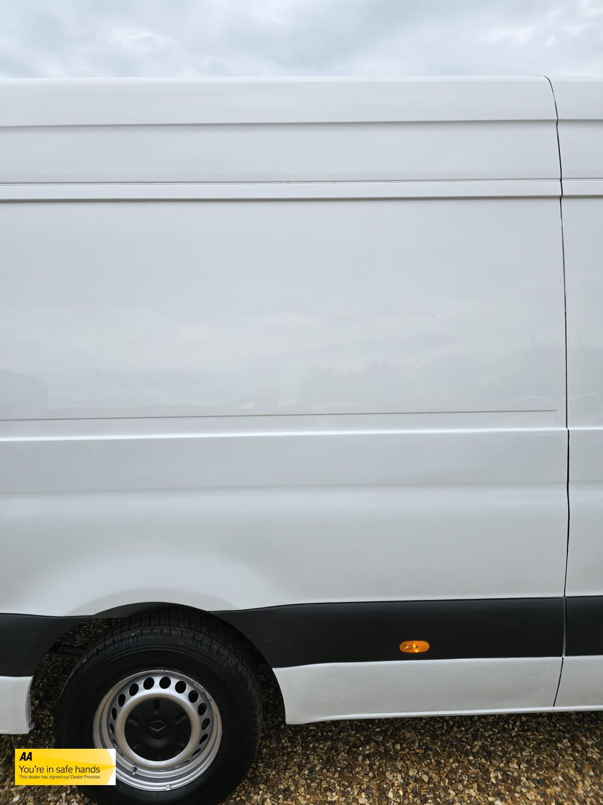 Mercedes-Benz Sprinter 2.1 311 CDI Panel Van 5dr Diesel Manual RWD L3 H2 Euro 6 (114 ps)