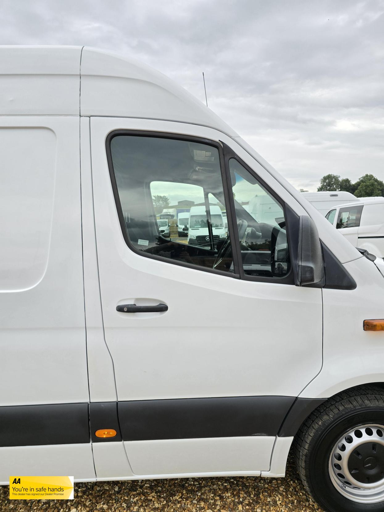 Mercedes-Benz Sprinter 2.1 311 CDI Panel Van 5dr Diesel Manual RWD L3 H2 Euro 6 (114 ps)