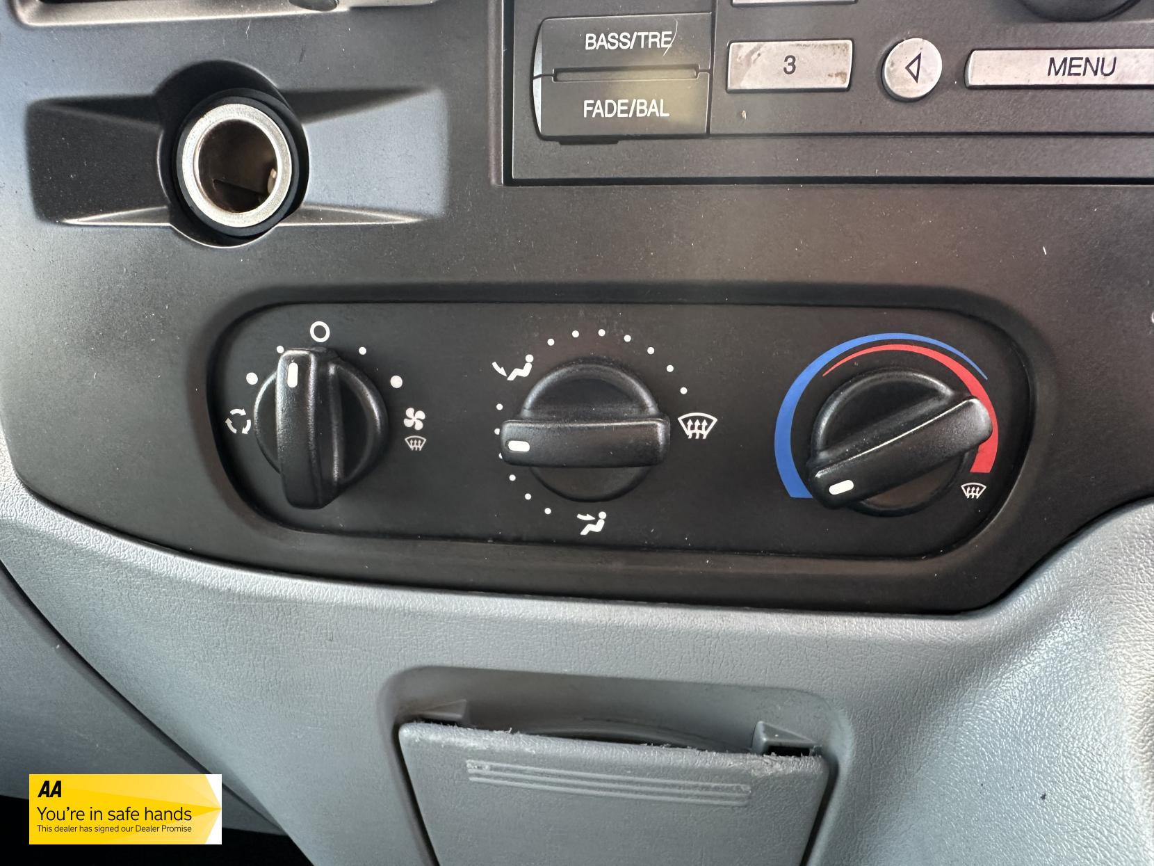 Ford Transit 2.2 TDCi 350 Panel Van 3dr Diesel Manual FWD L2 H3 (209 g/km, 123 bhp)