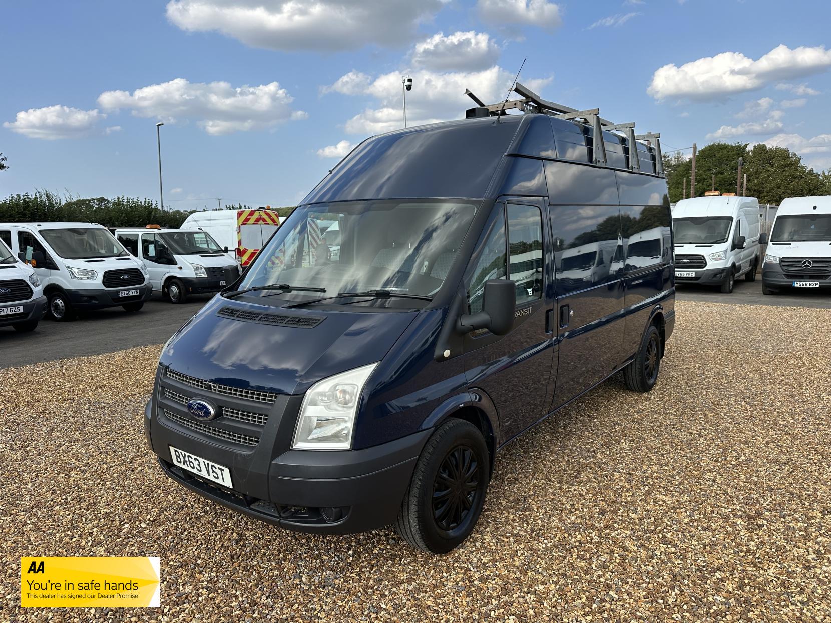 Ford Transit 2.2 TDCi 350 Panel Van 3dr Diesel Manual FWD L2 H3 (209 g/km, 123 bhp)