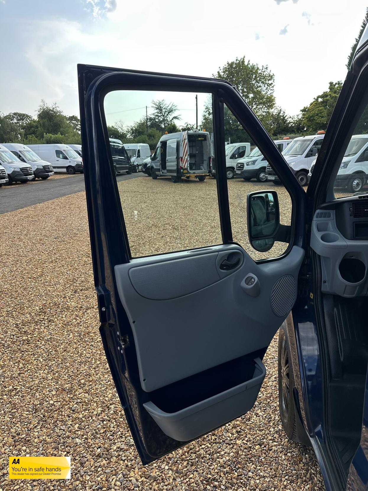 Ford Transit 2.2 TDCi 350 Panel Van 3dr Diesel Manual FWD L2 H3 (209 g/km, 123 bhp)