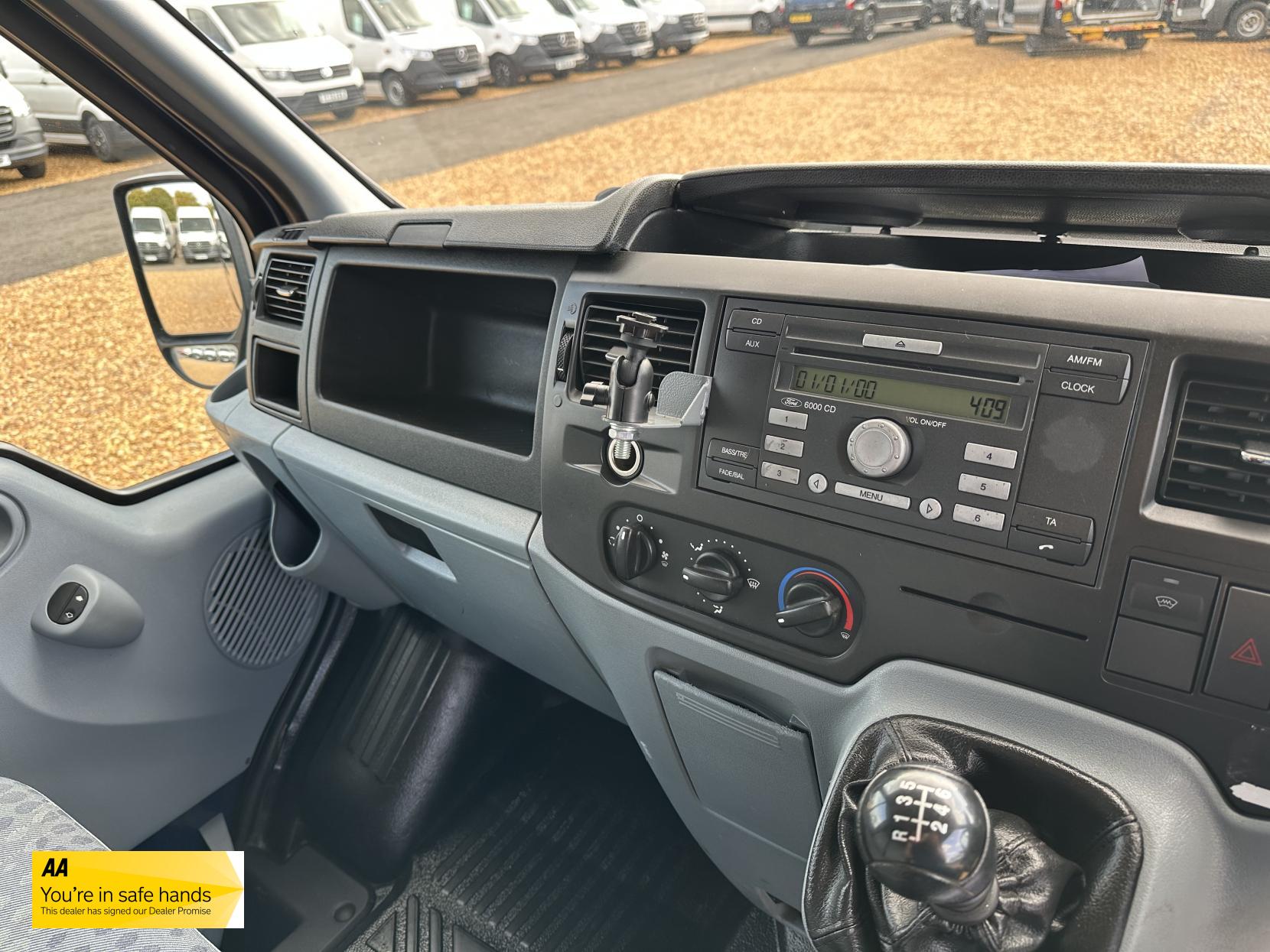 Ford Transit 2.2 TDCi 350 Panel Van 3dr Diesel Manual FWD L2 H3 (209 g/km, 123 bhp)