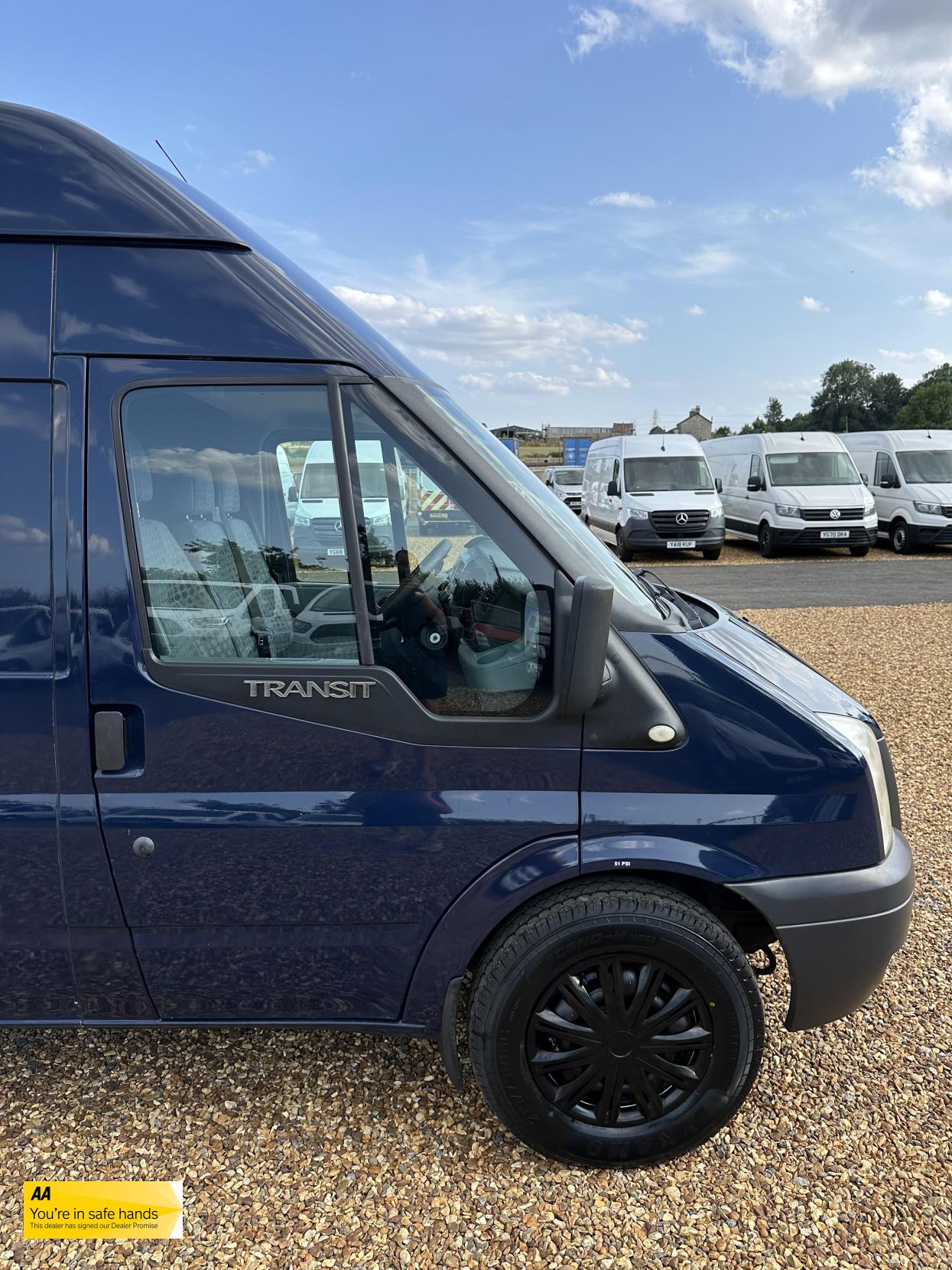 Ford Transit 2.2 TDCi 350 Panel Van 3dr Diesel Manual FWD L2 H3 (209 g/km, 123 bhp)