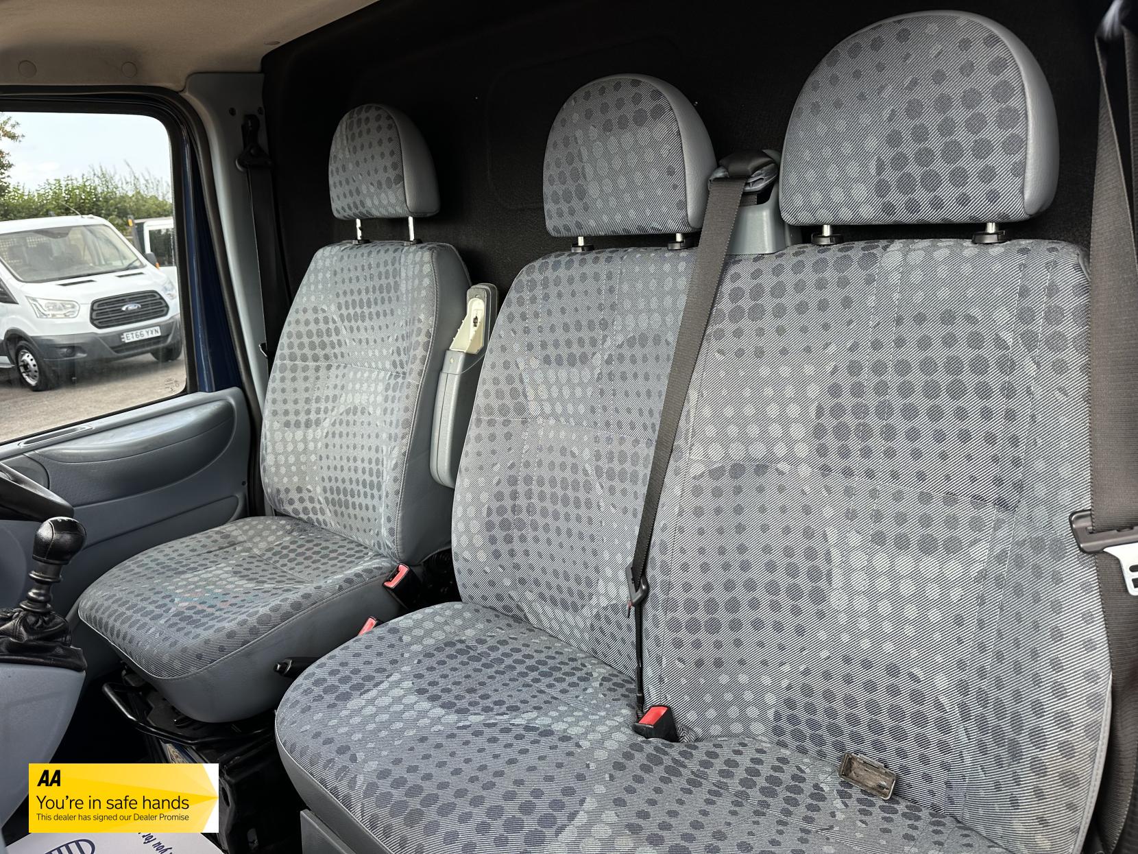 Ford Transit 2.2 TDCi 350 Panel Van 3dr Diesel Manual FWD L2 H3 (209 g/km, 123 bhp)