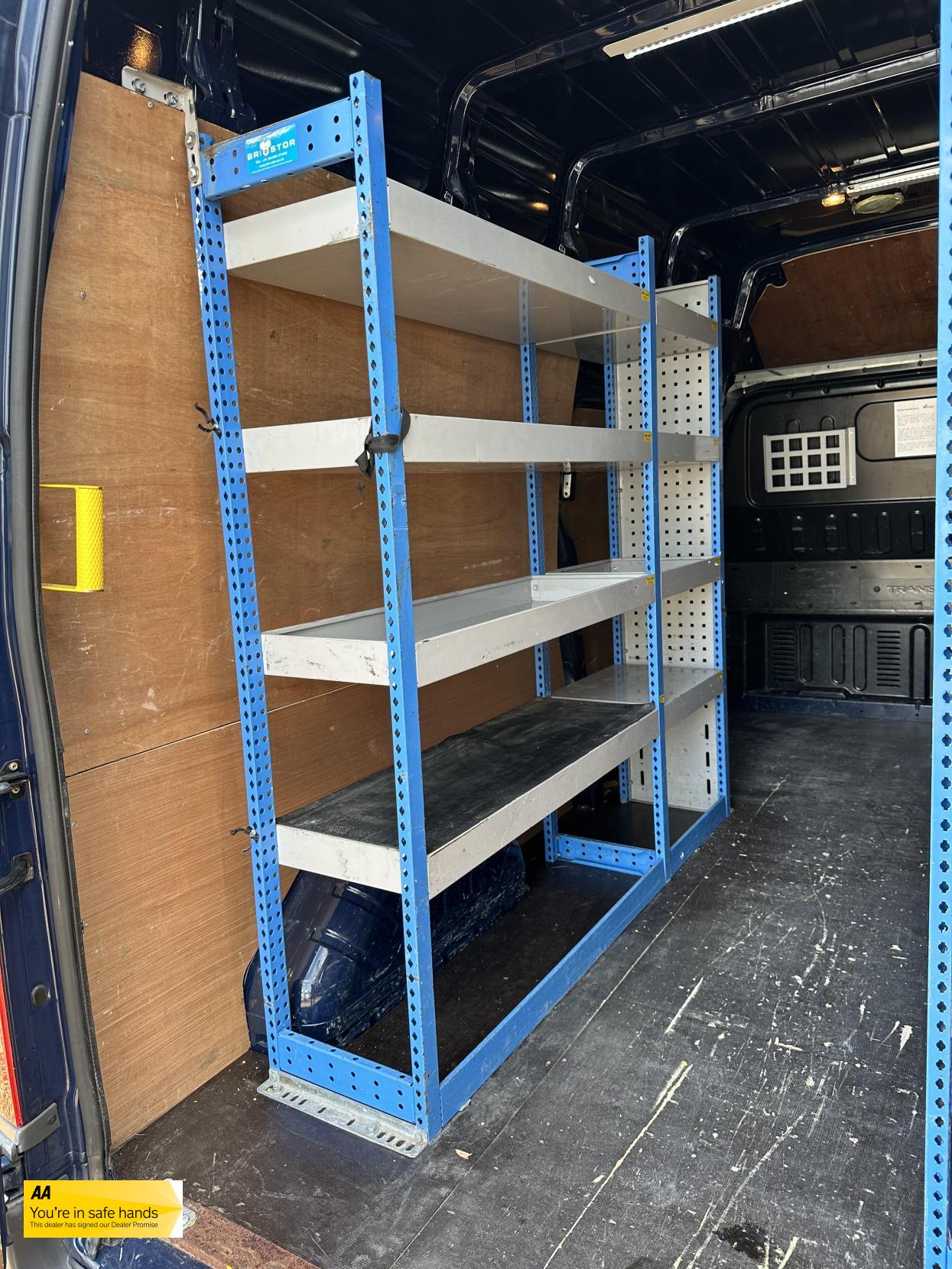 Ford Transit 2.2 TDCi 350 Panel Van 3dr Diesel Manual FWD L2 H3 (209 g/km, 123 bhp)