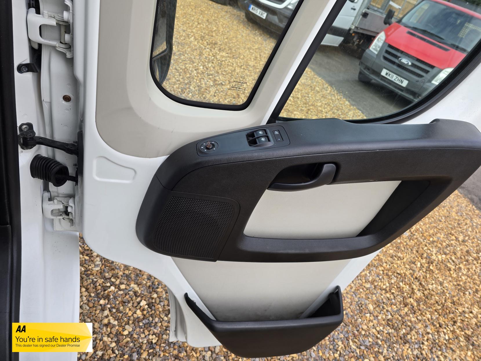 Citroen Relay 2.2 HDi 35 Panel Van 5dr Diesel Manual L2 High Roof Euro 5 (130 ps)