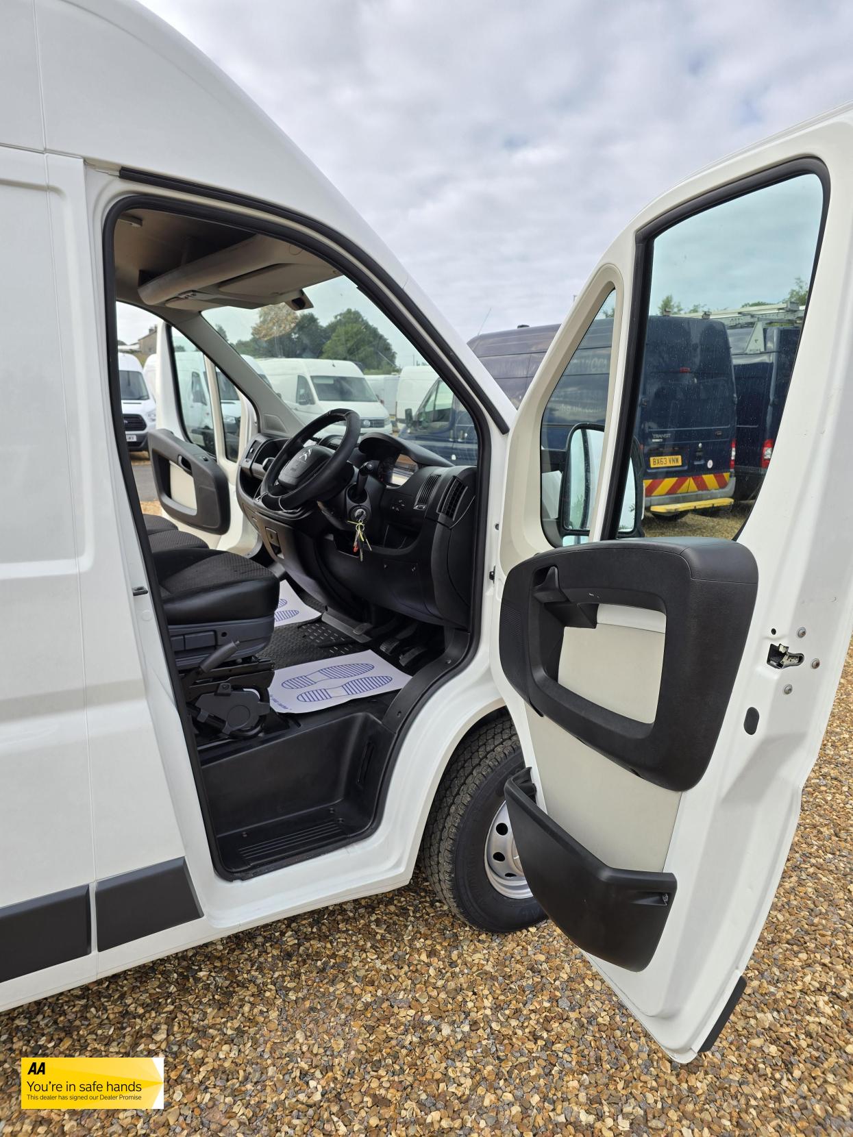 Citroen Relay 2.2 HDi 35 Panel Van 5dr Diesel Manual L2 High Roof Euro 5 (130 ps)