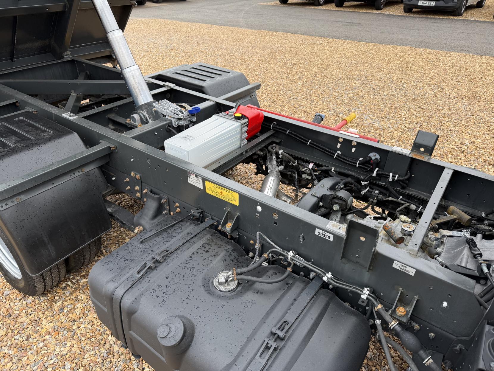 2019 Nissan NT400 Cabstar 3.0 dCi 35.13 Tipper 2dr Diesel Manual L1 Euro 6 (130 ps) - Thumbnail 3