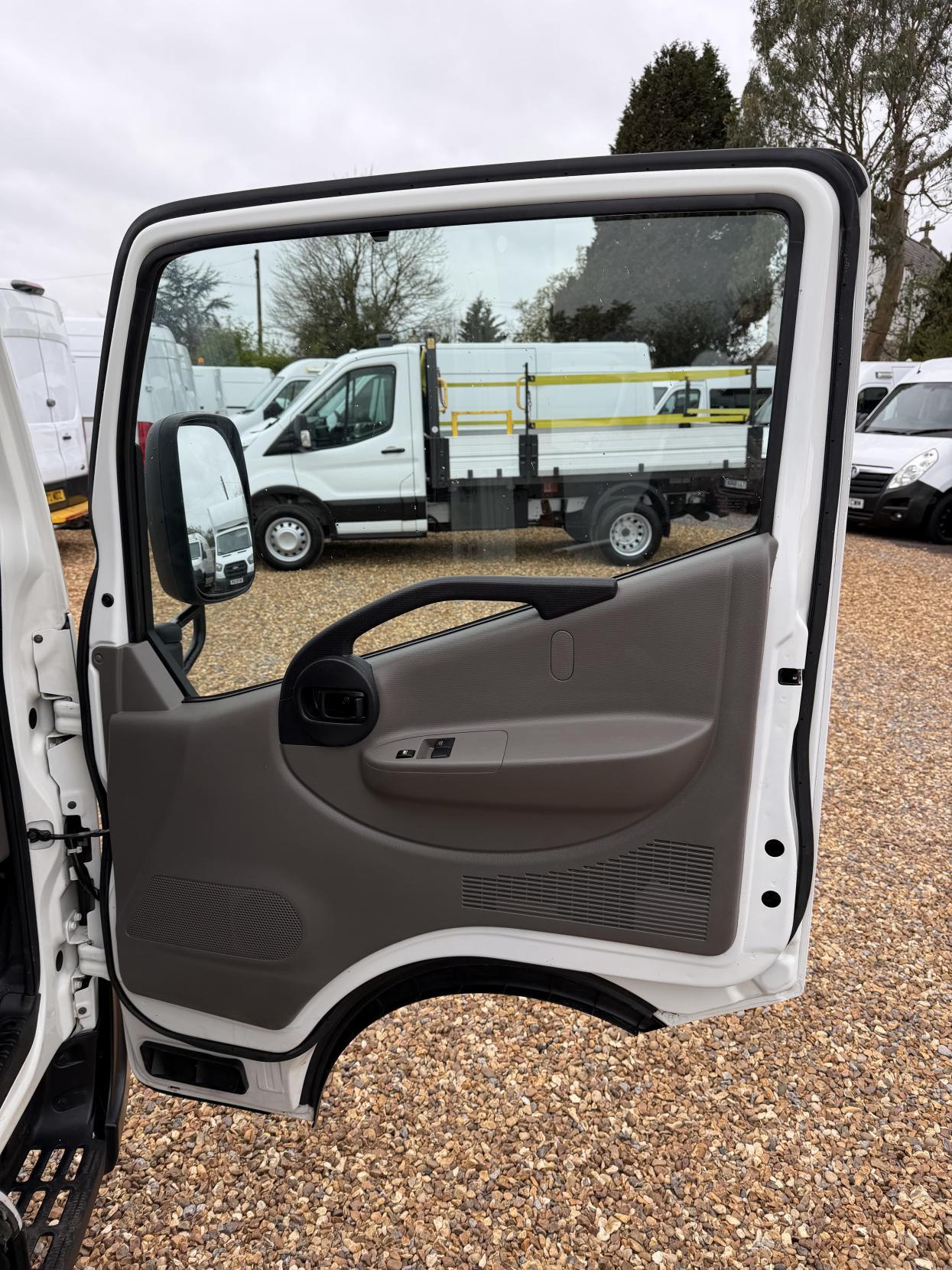 2019 Nissan NT400 Cabstar 3.0 dCi 35.13 Tipper 2dr Diesel Manual L1 Euro 6 (130 ps) - Thumbnail 31