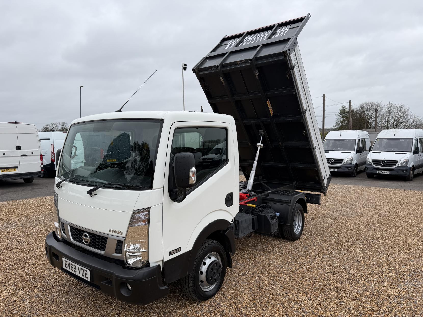 2019 Nissan NT400 Cabstar 3.0 dCi 35.13 Tipper 2dr Diesel Manual L1 Euro 6 (130 ps) - Thumbnail 7